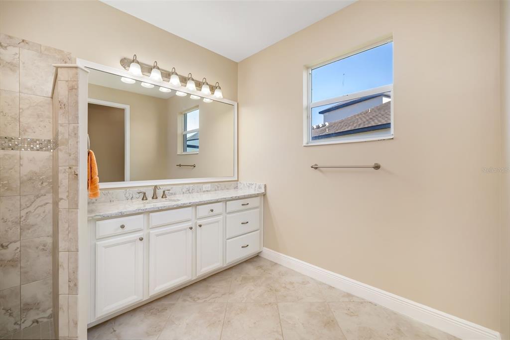 Bradenton, Florida, 34212, United States, 4 Bedrooms Bedrooms, ,3 BathroomsBathrooms,Residential,For Sale,2003247