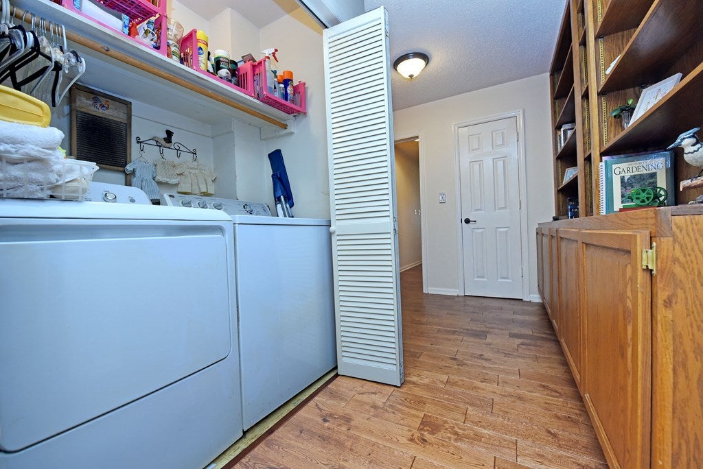 Ellijay, Georgia, 30536, United States, 4 Bedrooms Bedrooms, ,3 BathroomsBathrooms,Residential,For Sale,1940340