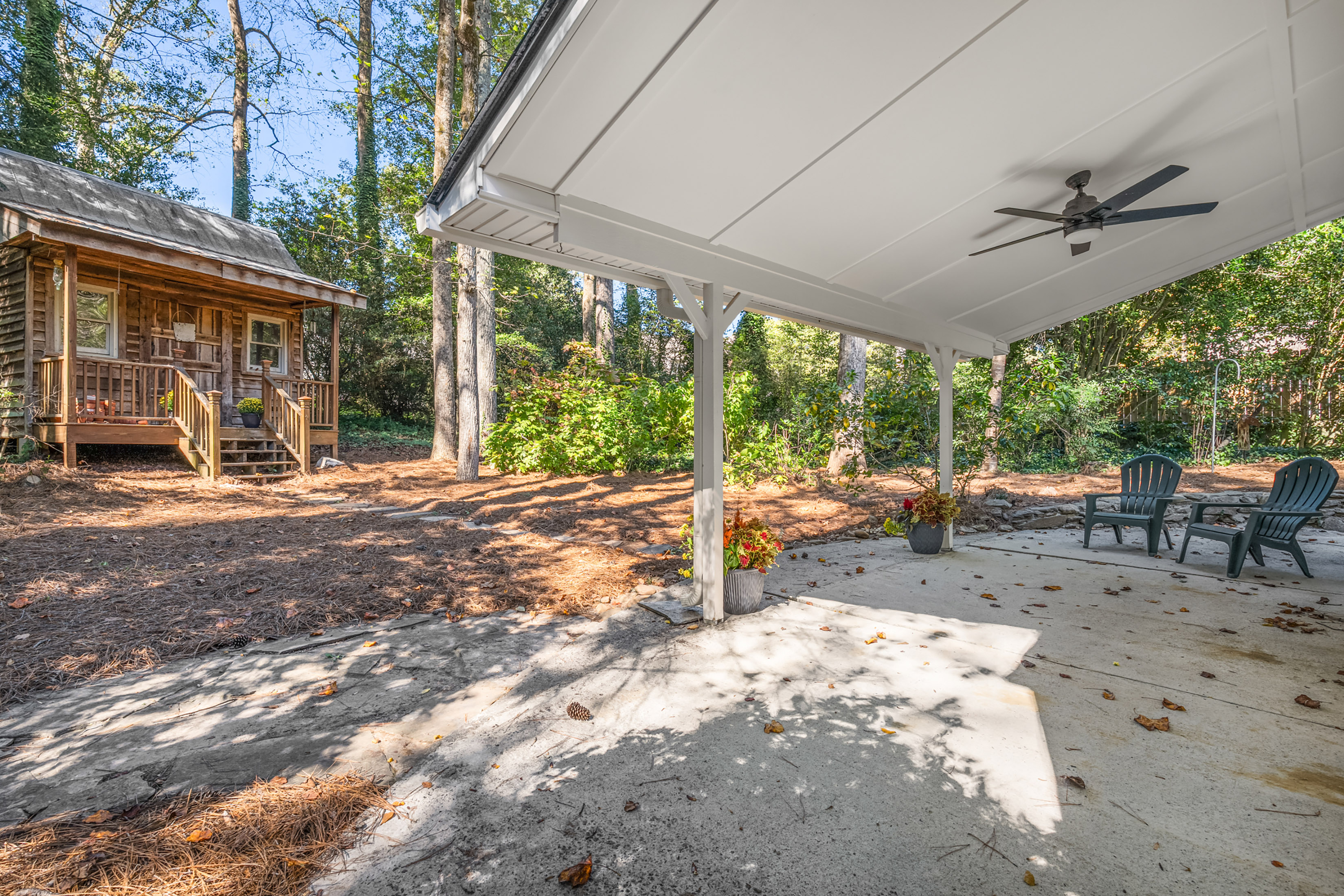  Completely Renovated 1950s Cottage in the Heart of Smyrna