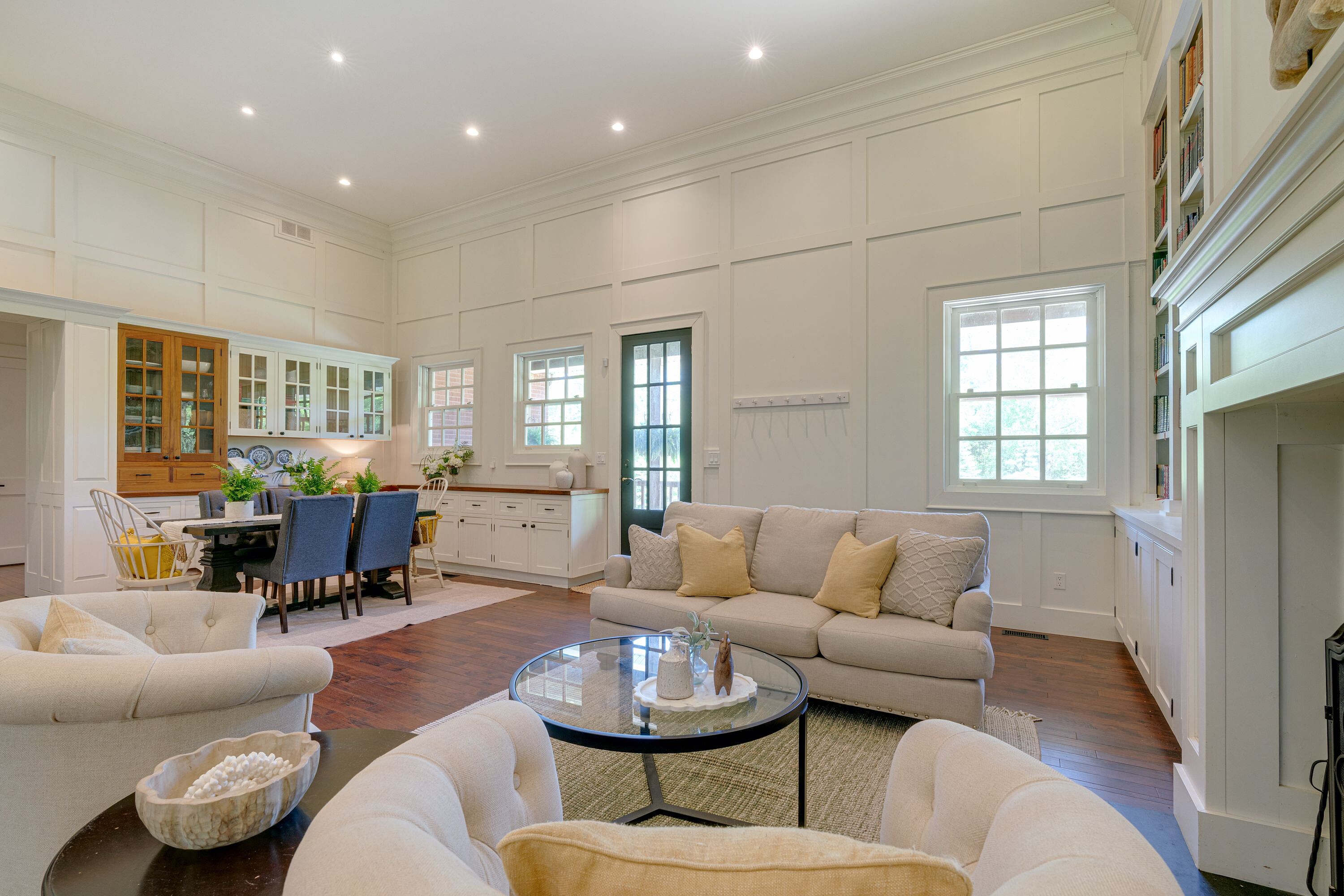  Classic Farmhouse Charm - 物件實景