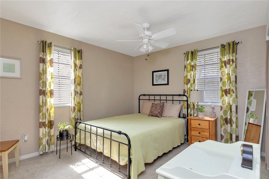 Largo, Florida, 33773, United States, 3 Bedrooms Bedrooms, ,3 BathroomsBathrooms,Residential,For Sale,1839107