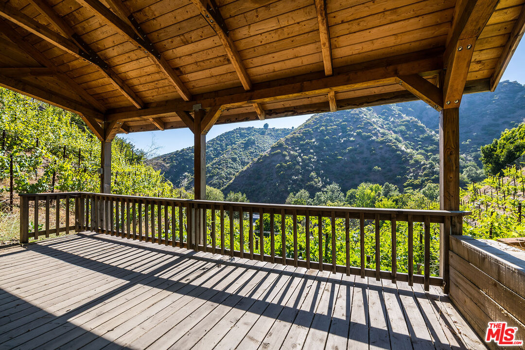 Los Angeles, California, 90049, United States, 6 Bedrooms Bedrooms, ,8 BathroomsBathrooms,Residential,For Sale,1940213