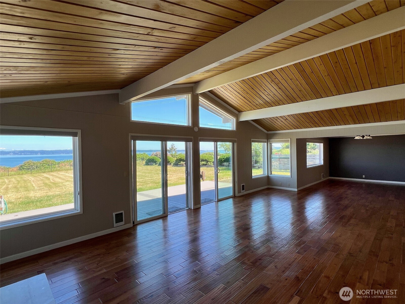 Oak Harbor, Washington, 98277, United States, 3 Bedrooms Bedrooms, ,1 BathroomBathrooms,Residential,For Sale,1851643