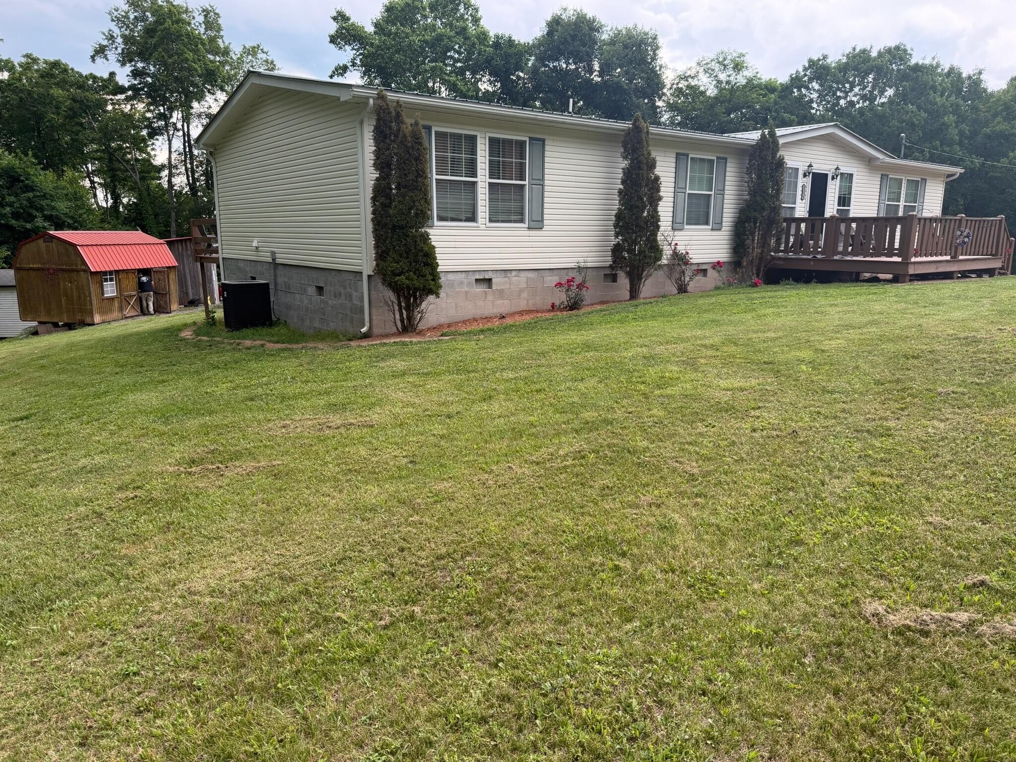 Mountain View Pkwy, Alderson, WV 24910