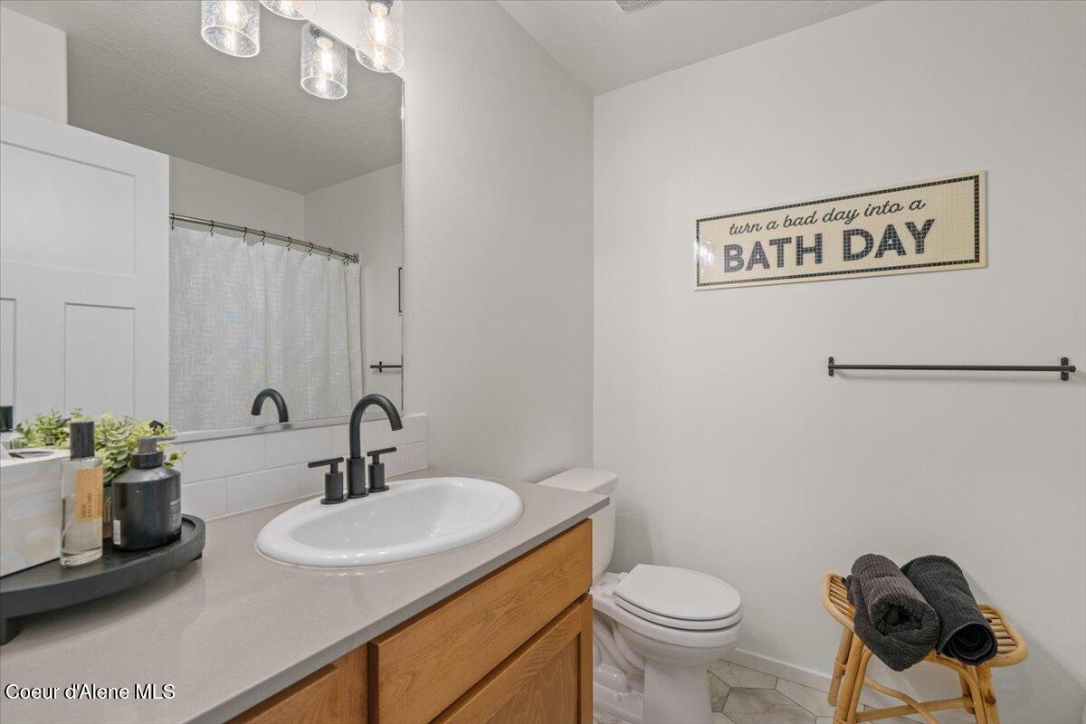 Hayden, Idaho, 83835, United States, 3 Bedrooms Bedrooms, ,2 BathroomsBathrooms,Residential,For Sale,1990456