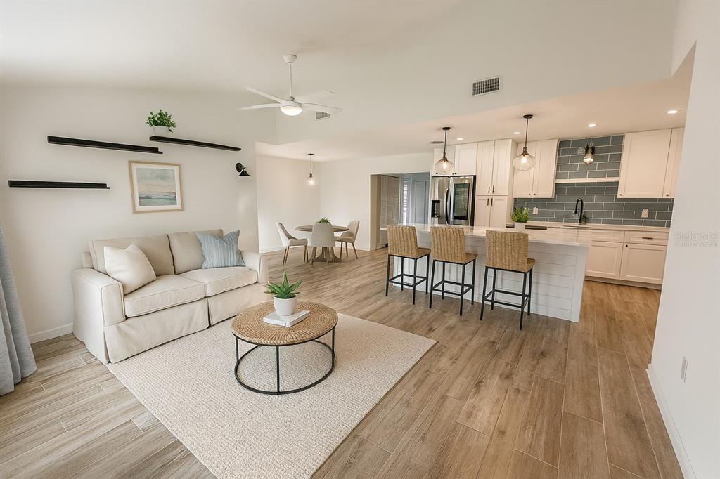 Sarasota, Florida, 34241, United States, 4 Bedrooms Bedrooms, ,2 BathroomsBathrooms,Residential,For Sale,1987763