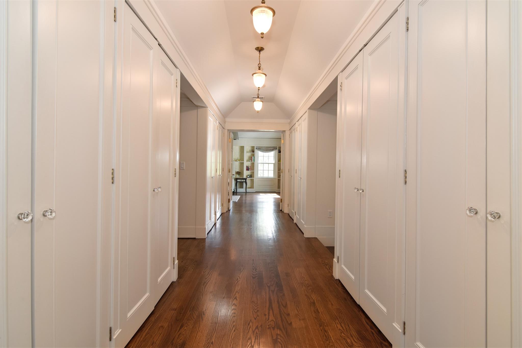 Dobbs Ferry, New York, 10522, United States, 5 Bedrooms Bedrooms, ,5 BathroomsBathrooms,Residential,For Sale,1793718