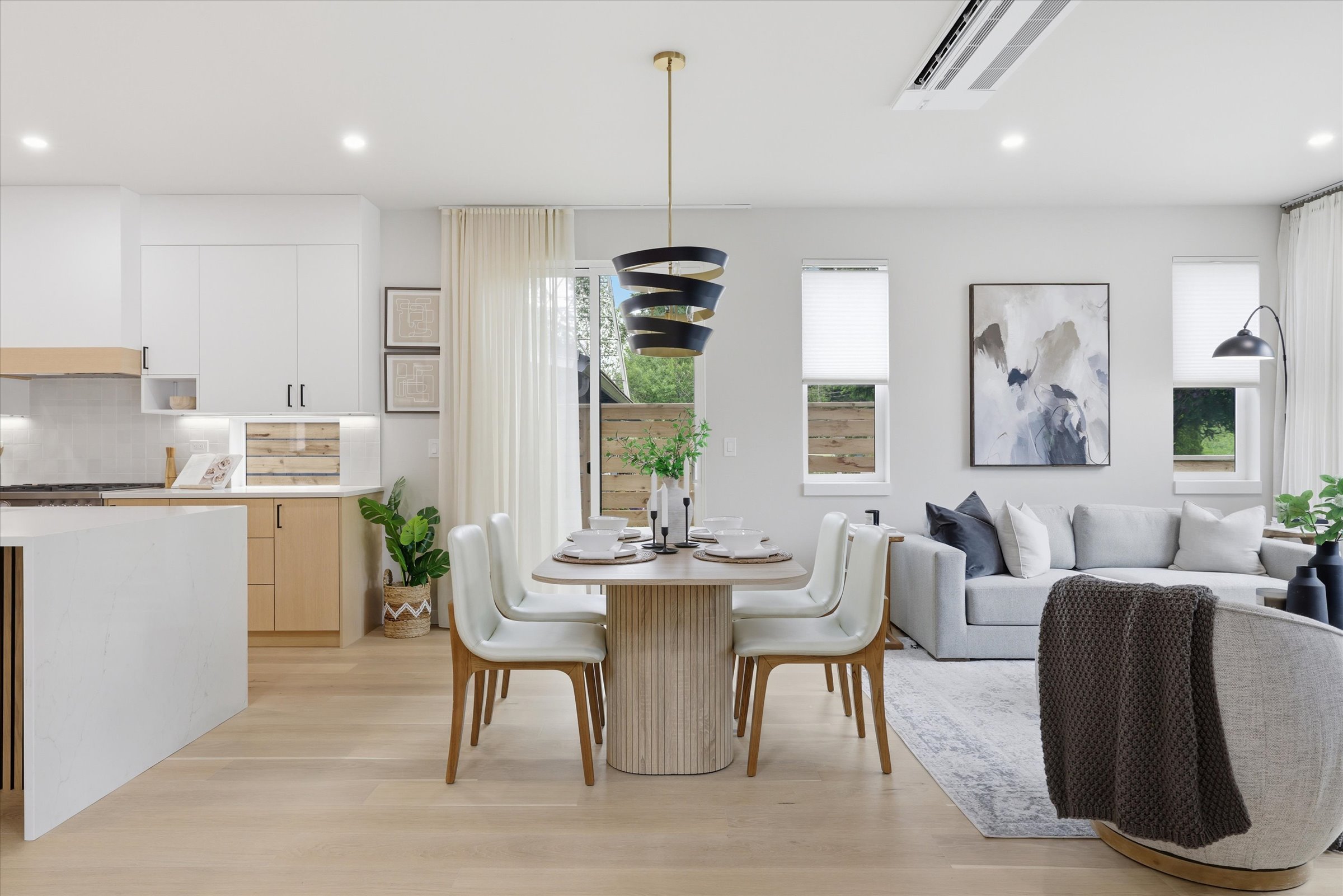  12426 NE 90th St, Kirkland, WA 98033 - 物件實景