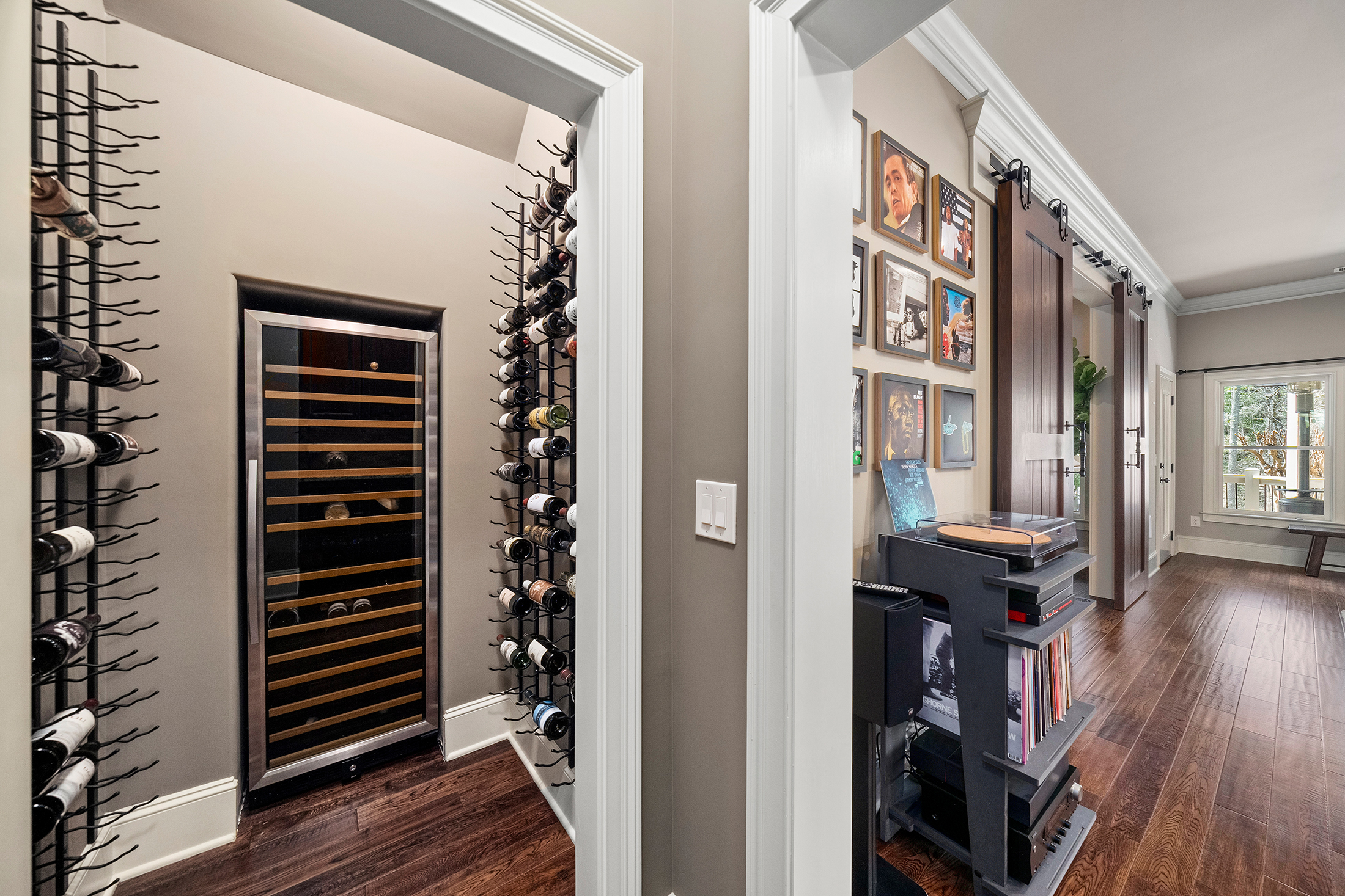  Meticulous Brick Estate Blends Timeless Architecture with Elevated Design - 物件實景