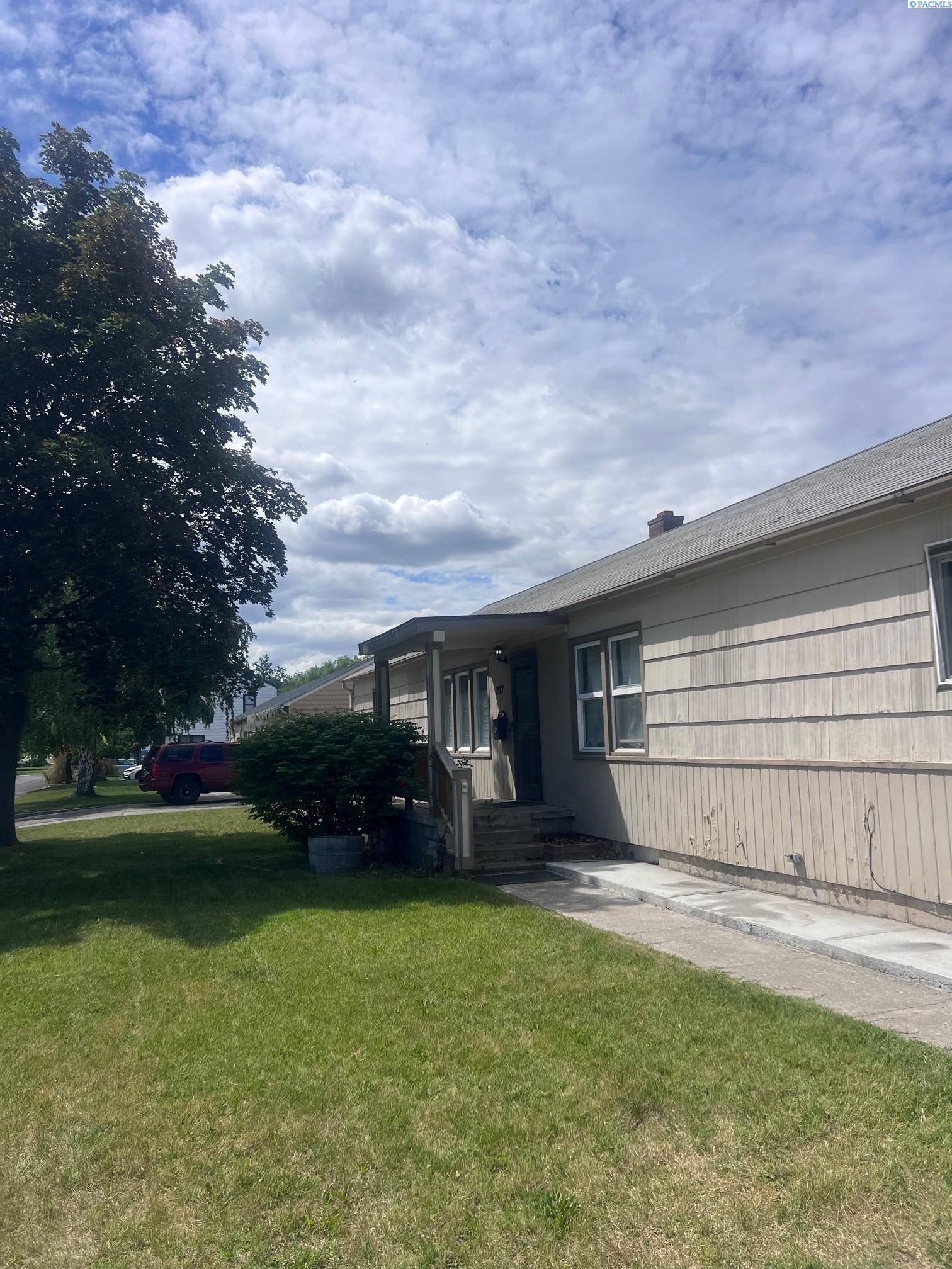 Richland, Washington, 99354, United States, 4 Bedrooms Bedrooms, ,Residential,For Sale,1806470