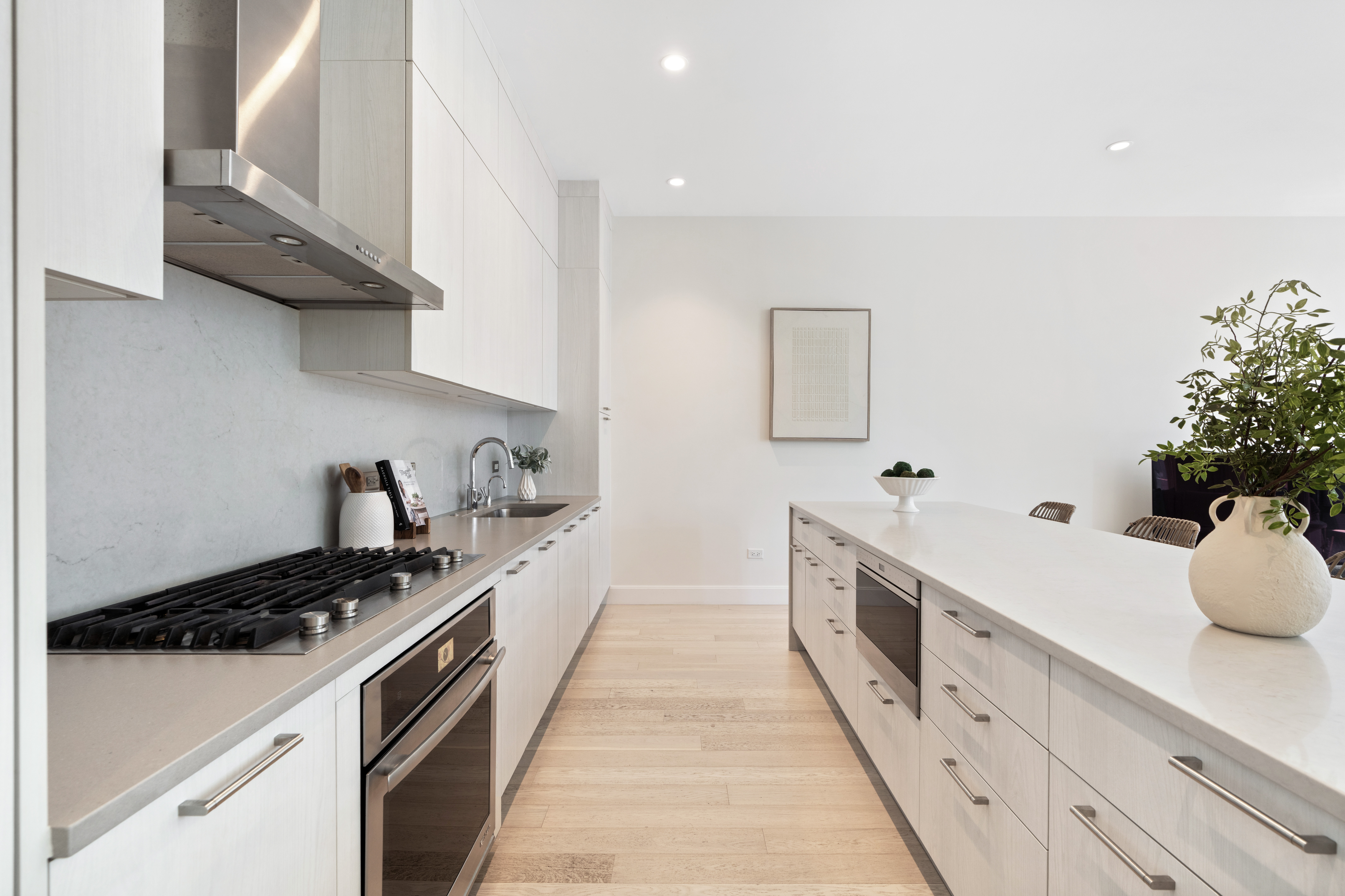  28 N Carpenter Street, Chicago, IL, 60607 - 物件實景
