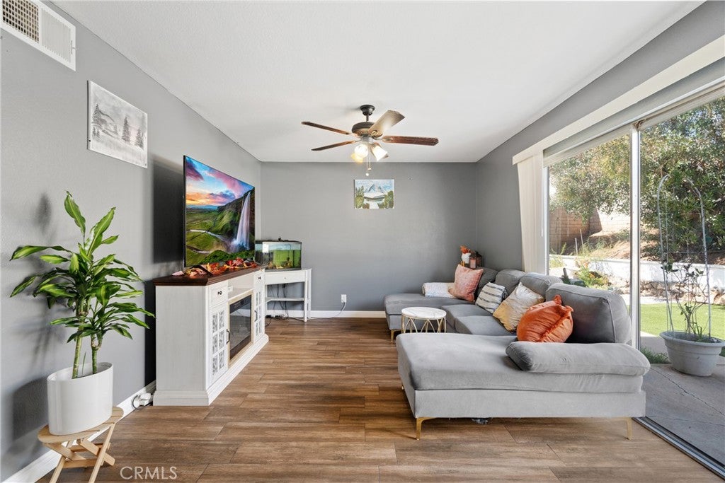 Moreno Valley, California, 92553, United States, 5 Bedrooms Bedrooms, ,3 BathroomsBathrooms,Residential,For Sale,1983642