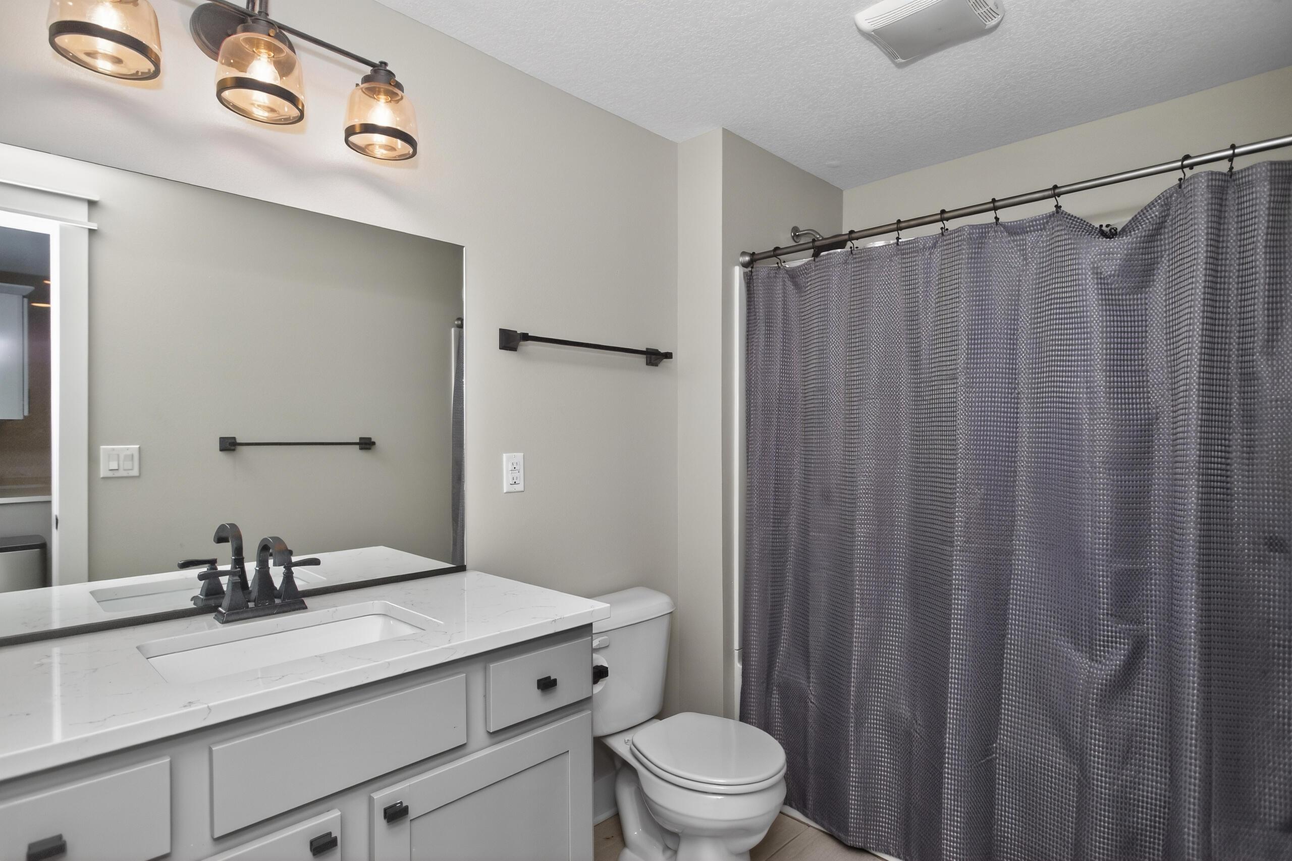 Ames, Iowa, 50014, United States, 5 Bedrooms Bedrooms, ,4 BathroomsBathrooms,Residential,For Sale,2006448