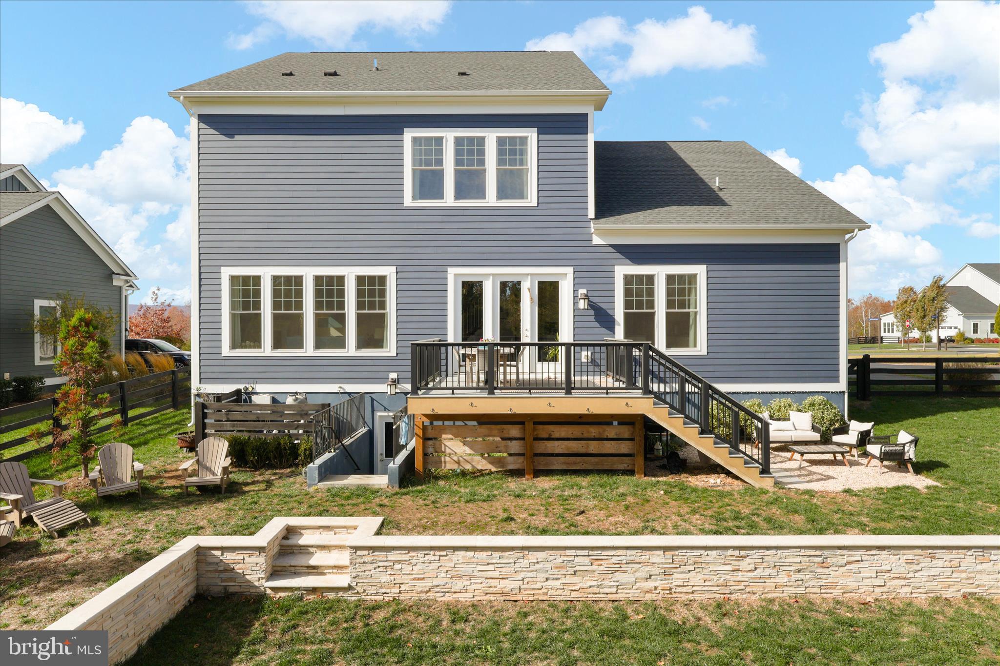 Aldie, Virginia, 20105, United States, 5 Bedrooms Bedrooms, ,5 BathroomsBathrooms,Residential,For Sale,1987386