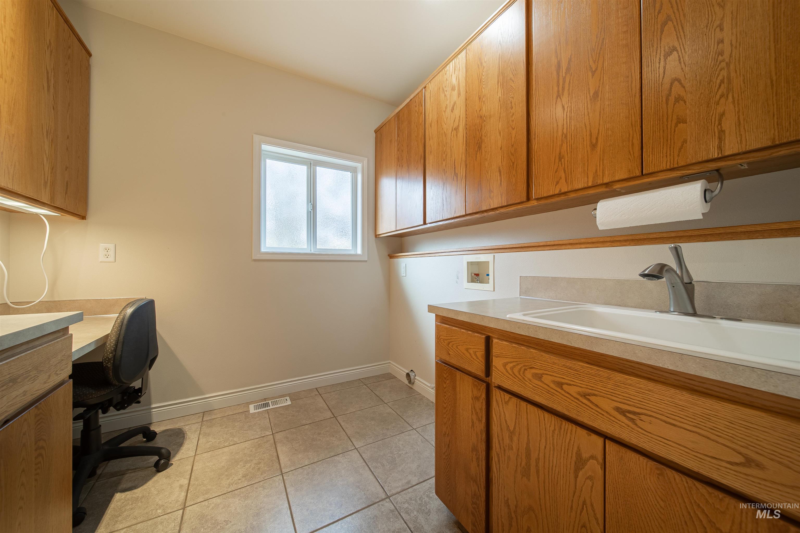 1993 & 1971 10th Ave, Clarkston, Washington, 99403, United States, 5 Bedrooms Bedrooms, ,Residential,For Sale,1993 & 1971 10th Ave,1616374