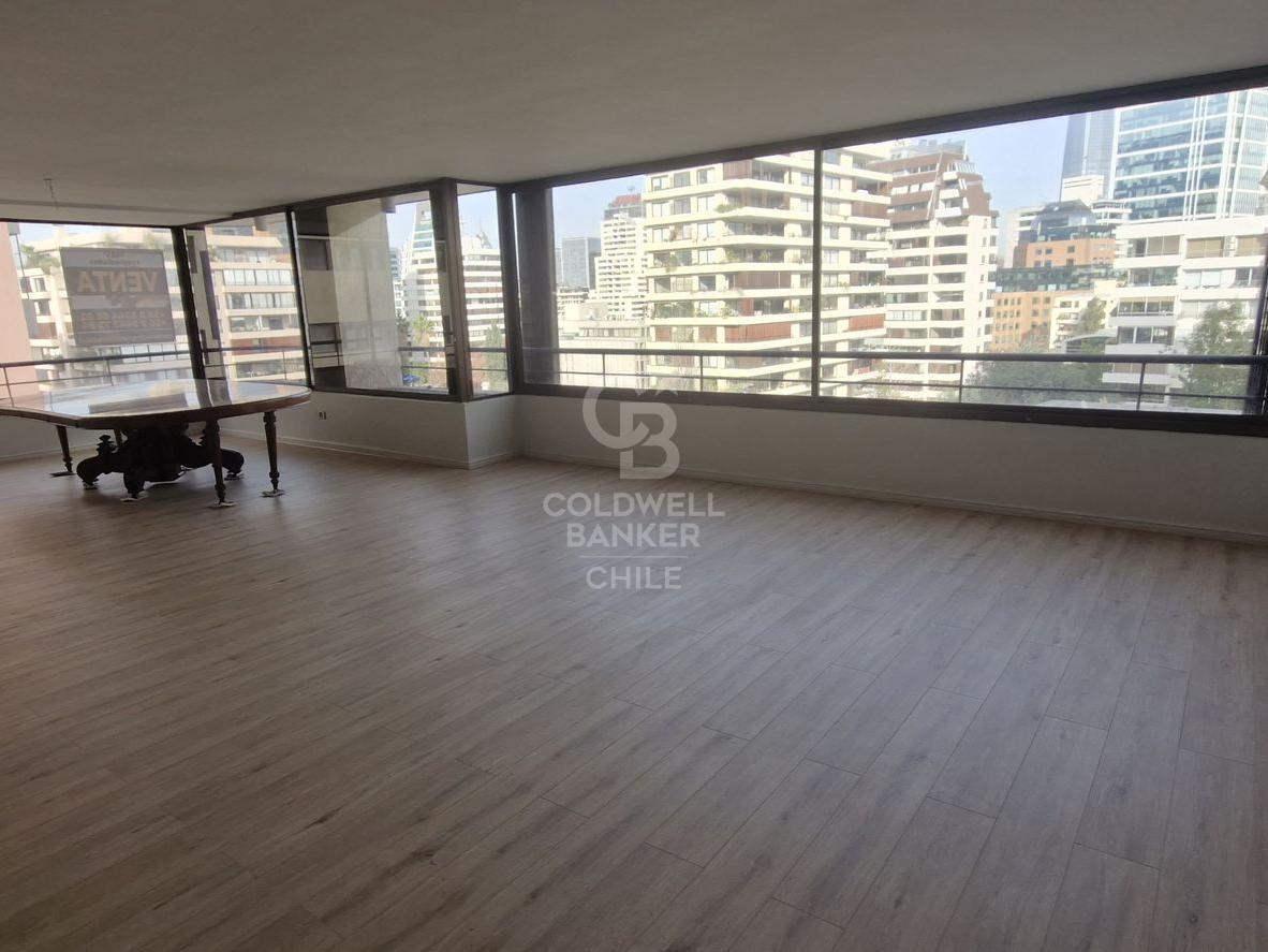 Las Condes, Chile, 3 Bedrooms Bedrooms, ,4 BathroomsBathrooms,Residential,For Sale,1956037