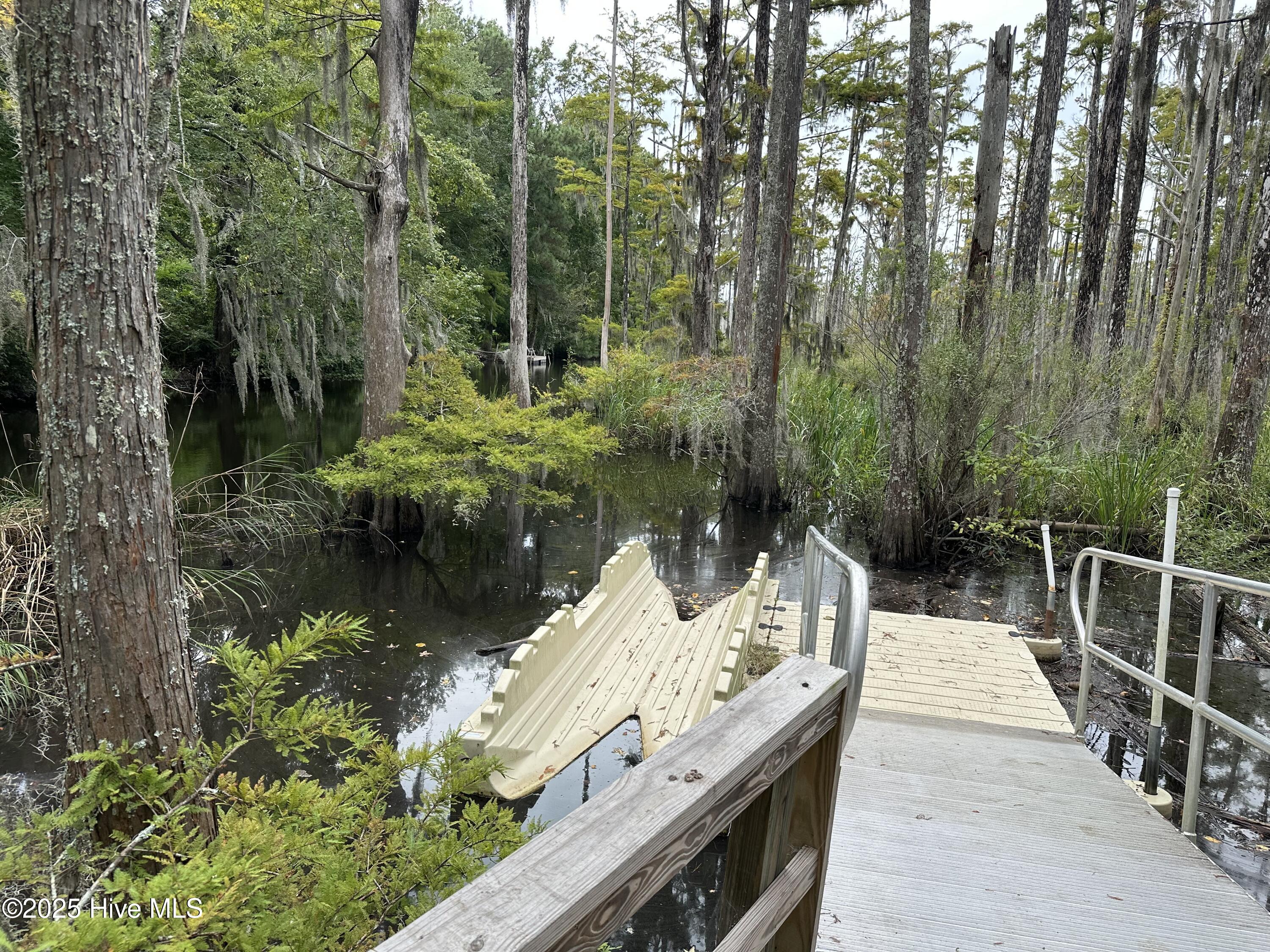 Wilmington, North Carolina, 28412, United States, 4 Bedrooms Bedrooms, ,3 BathroomsBathrooms,Residential,For Sale,1970175