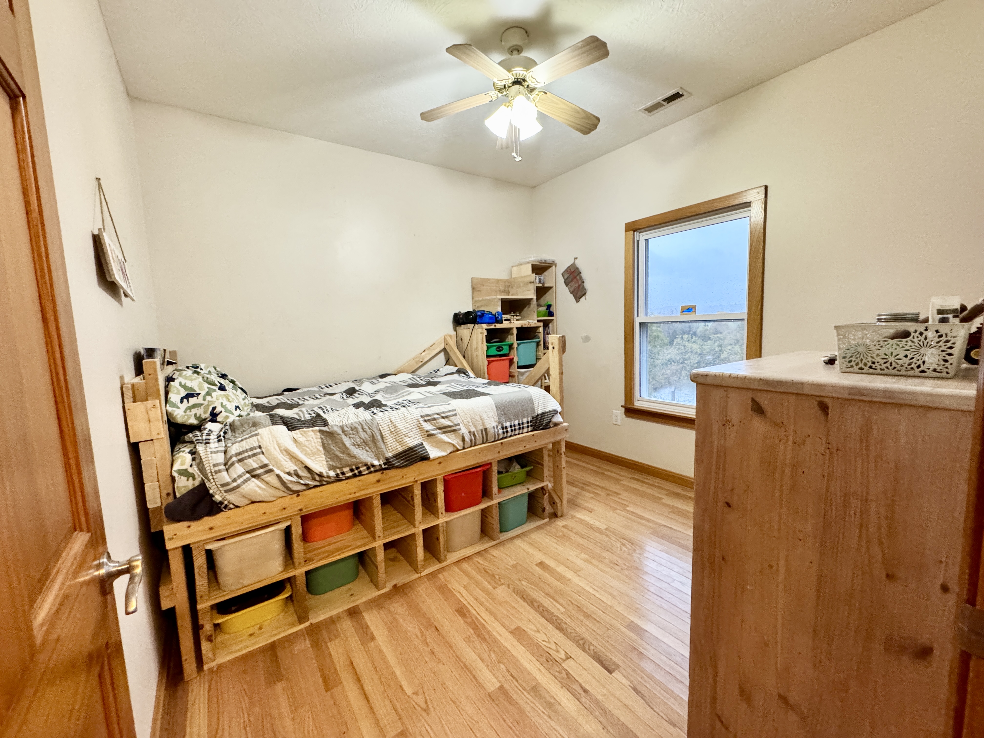 Hillsboro, Kentucky, 41049, United States, 3 Bedrooms Bedrooms, ,3 BathroomsBathrooms,Residential,For Sale,1984101