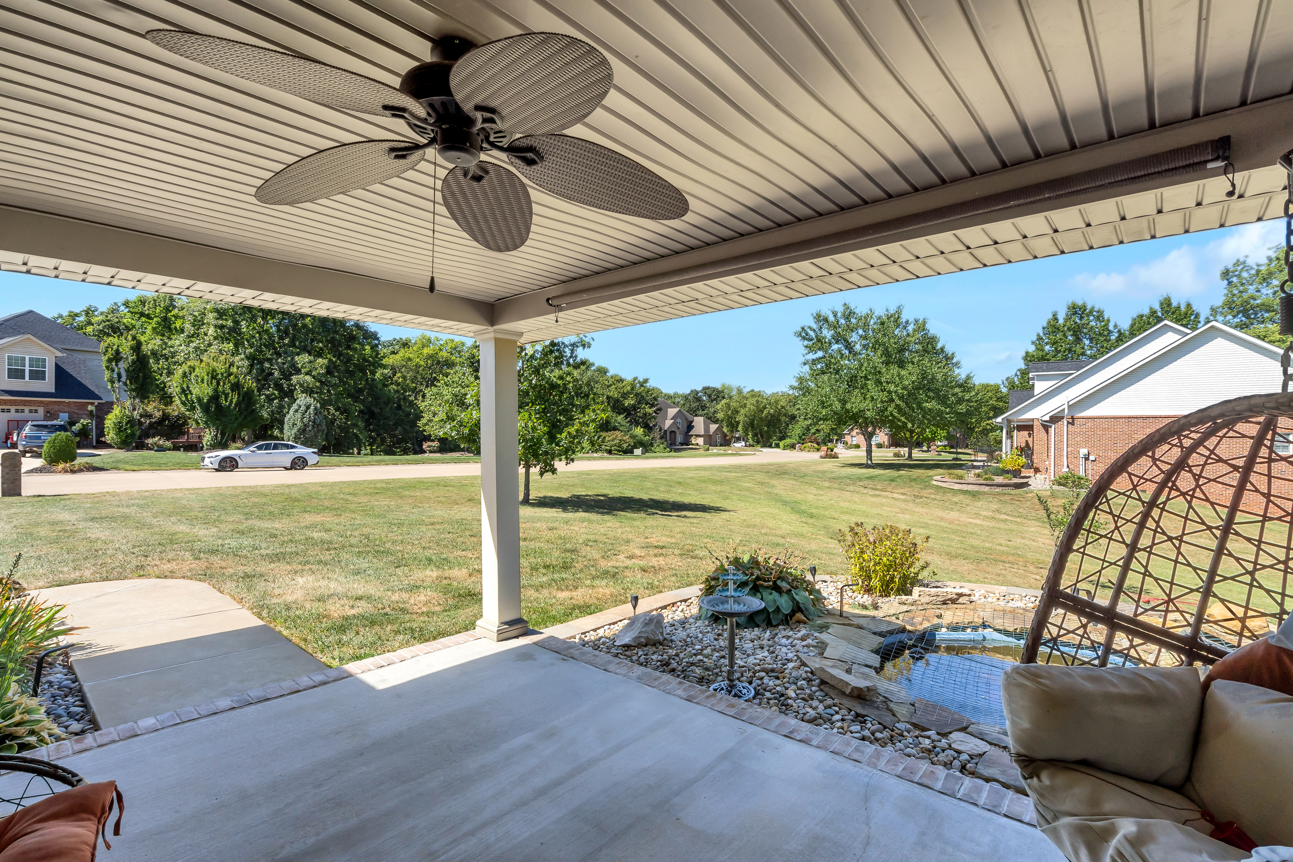 Waterloo, Illinois, 62298, United States, 5 Bedrooms Bedrooms, ,4 BathroomsBathrooms,Residential,For Sale,1978838