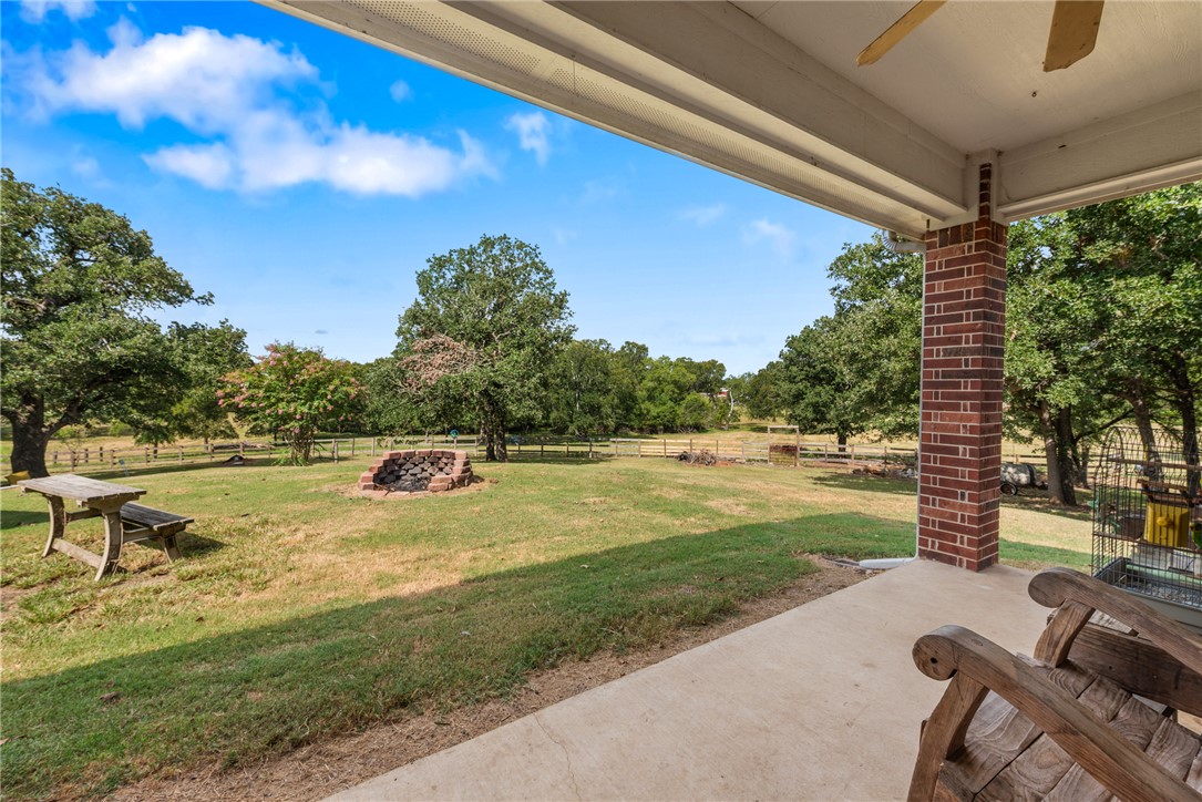 Normangee, Texas, 77871, United States, 4 Bedrooms Bedrooms, ,3 BathroomsBathrooms,Residential,For Sale,1938377