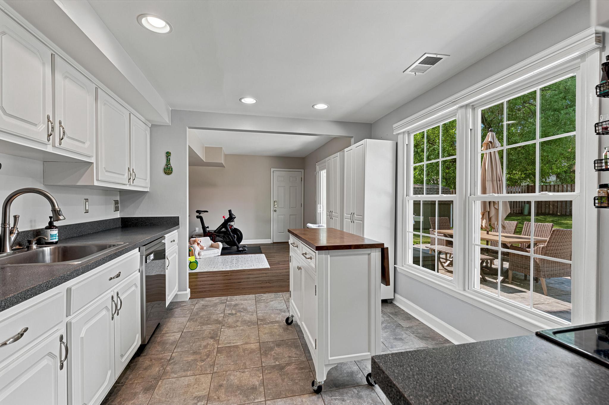  12728 Builders Road, Herndon, VA, 20170 - 物件實景