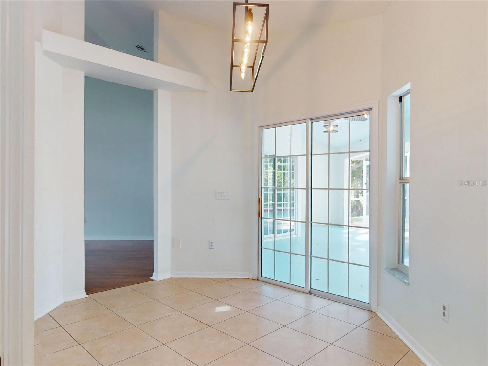 OCALA, Florida, 34482, United States, 4 Bedrooms Bedrooms, ,2 BathroomsBathrooms,Residential,For Sale,1991110