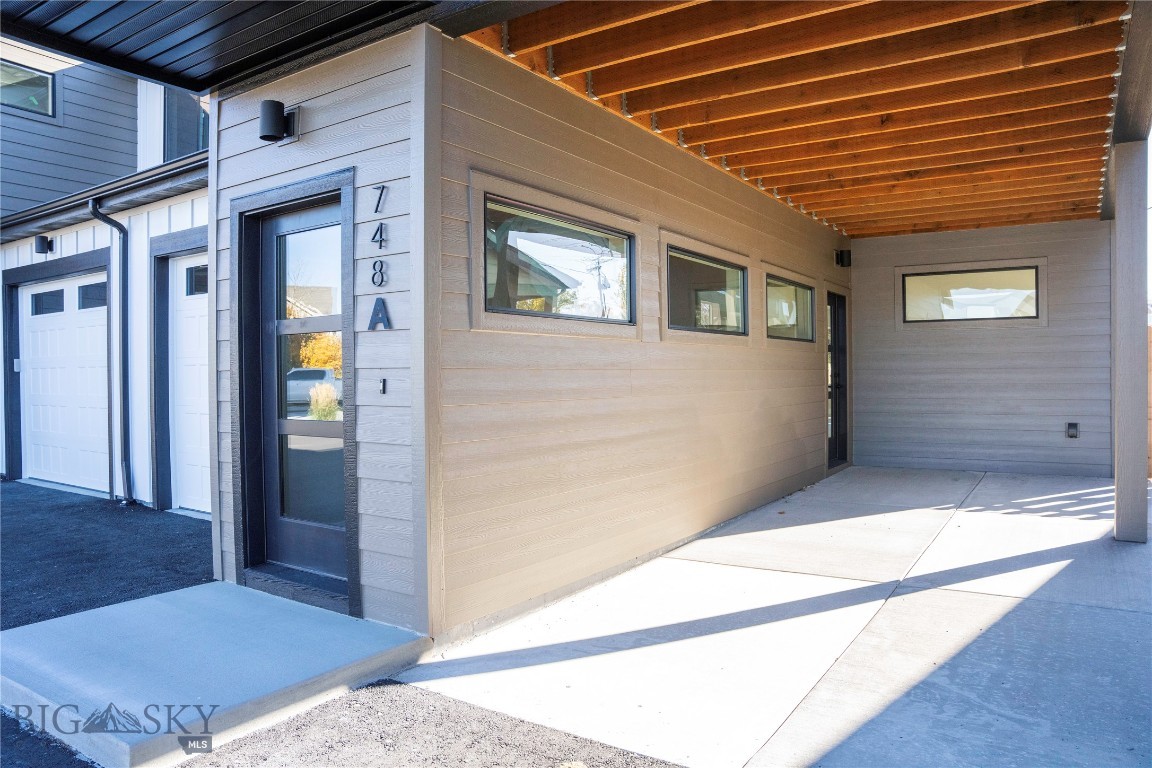 Bozeman, Montana, 59718, United States, 4 Bedrooms Bedrooms, ,2 BathroomsBathrooms,Residential,For Sale,1996790