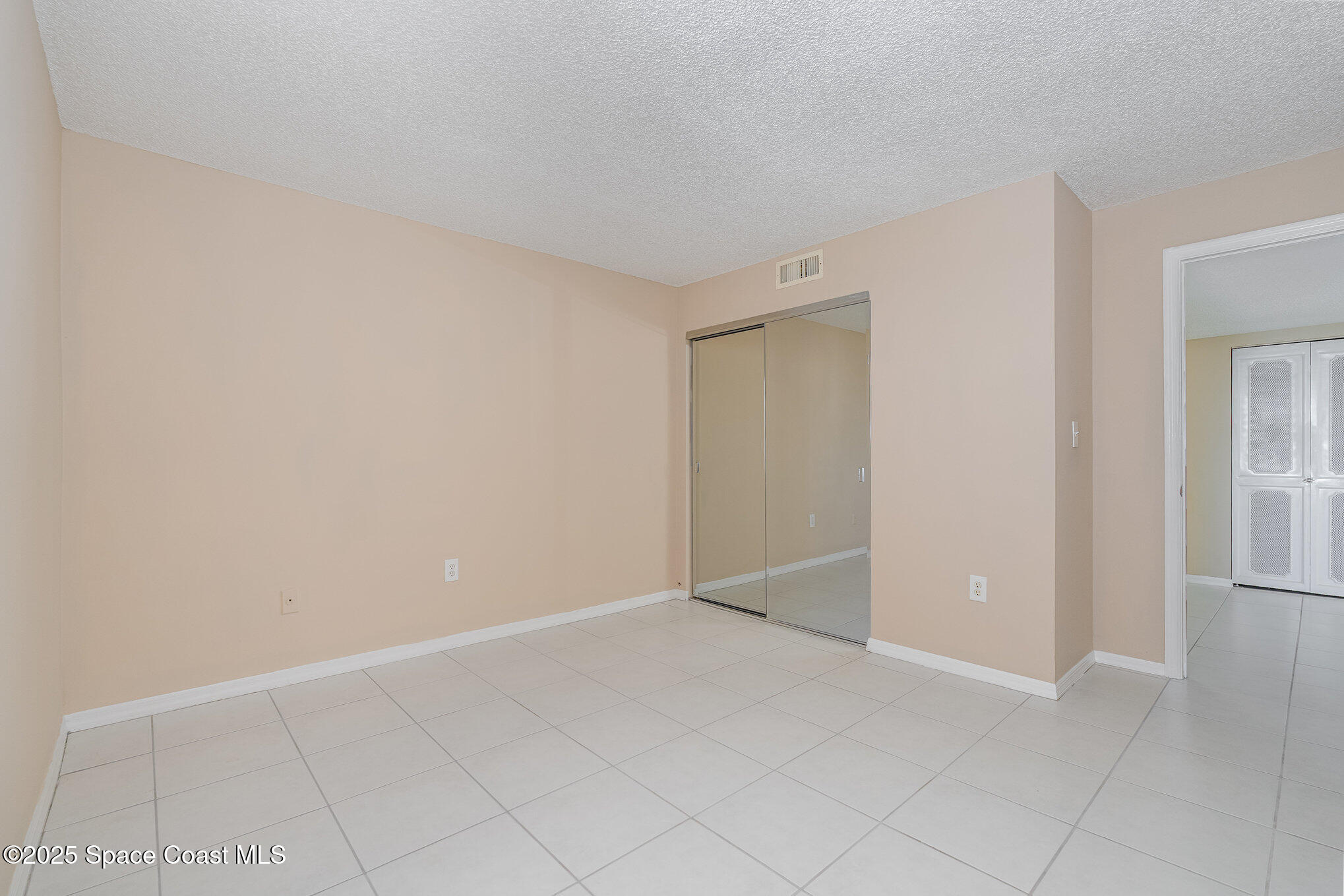 Cocoa Beach, Florida, 32931, United States, 3 Bedrooms Bedrooms, ,2 BathroomsBathrooms,Residential,For Sale,1974236