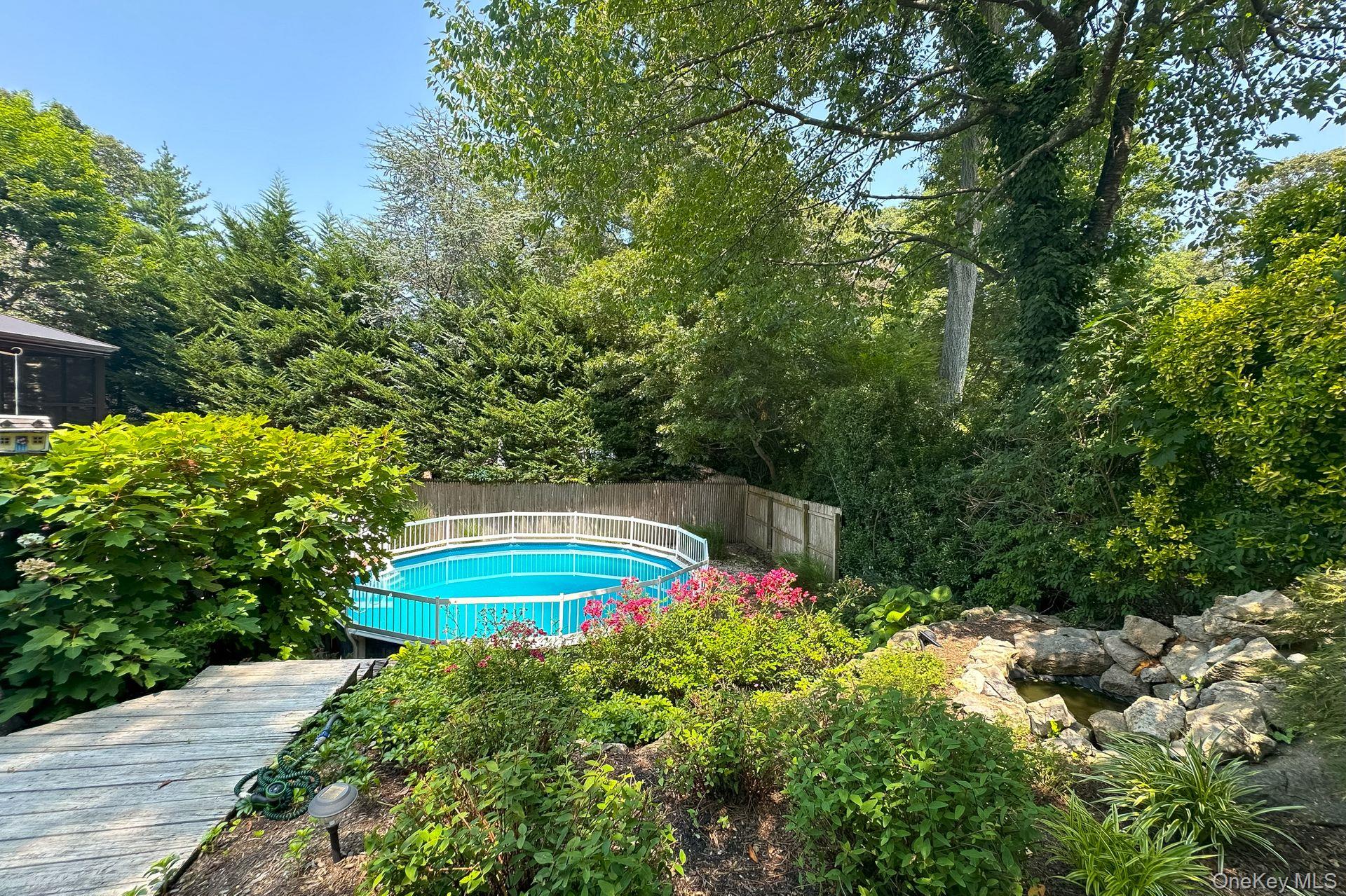East Northport, New York, 11731, United States, 3 Bedrooms Bedrooms, ,2 BathroomsBathrooms,Residential,For Sale,1942269