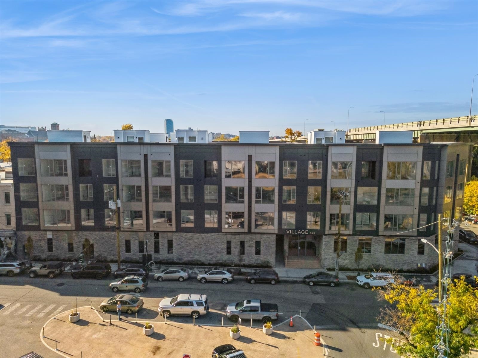 425 3rd St Unit 202, Jersey City, New Jersey, 07302, United States, 2 Bedrooms Bedrooms, ,2 BathroomsBathrooms,Residential,For Sale,425 3rd St Unit 202,1674924