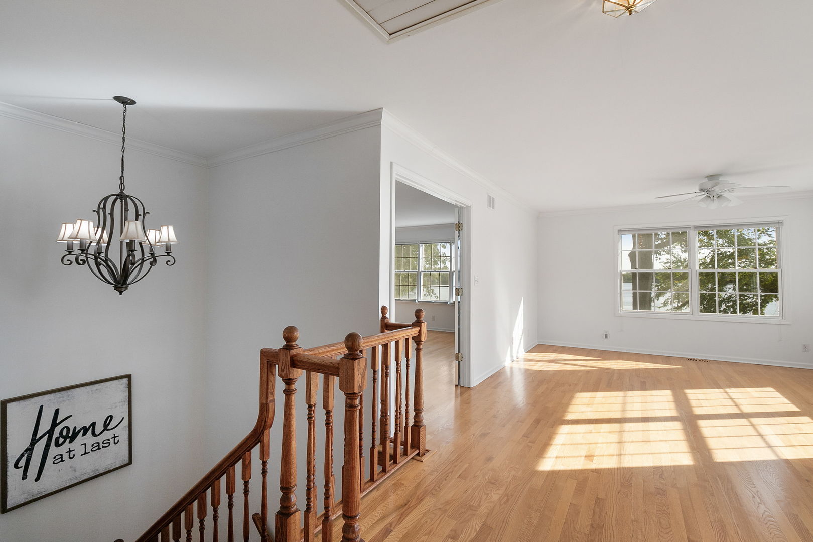 Grayslake, Illinois, 60030, United States, 4 Bedrooms Bedrooms, ,3 BathroomsBathrooms,Residential,For Sale,1992794