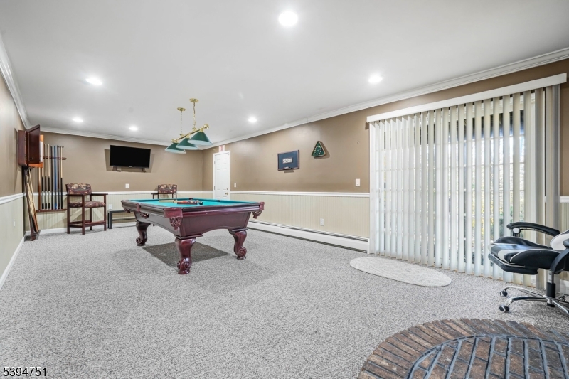 Jefferson Twp., New Jersey, 07849, United States, 3 Bedrooms Bedrooms, ,2 BathroomsBathrooms,Residential,For Sale,1993469