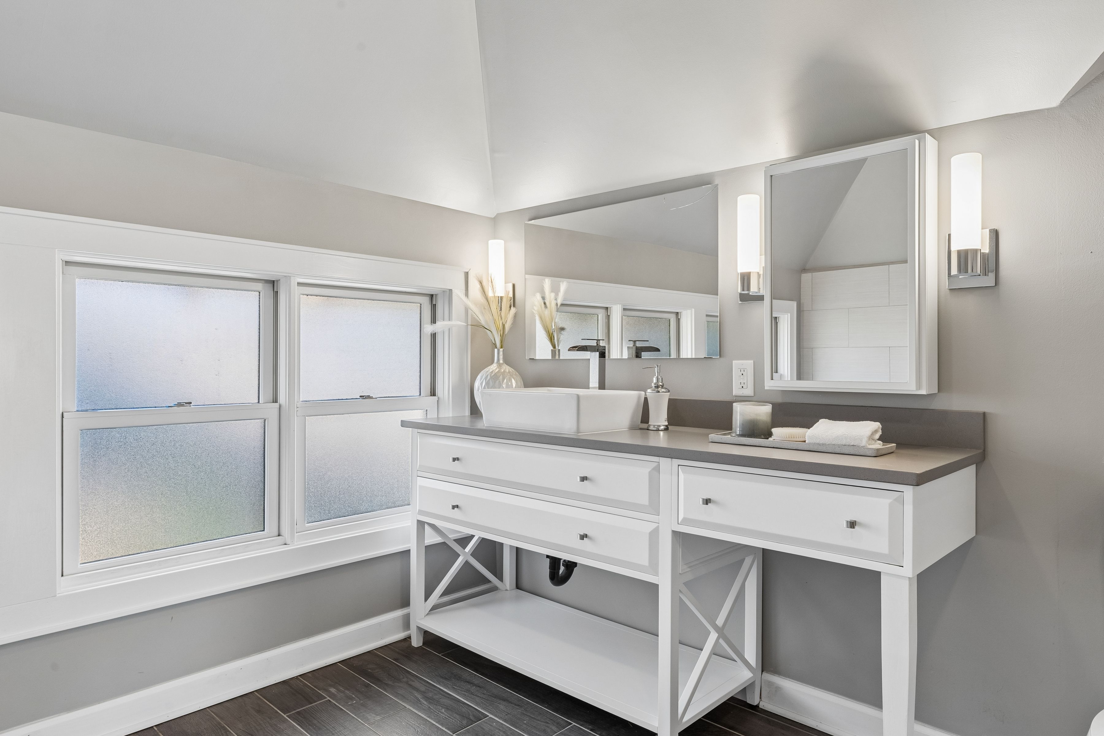  Sophisticated Bryn Mawr Living with Stunning Primary Retreat - 物件實景