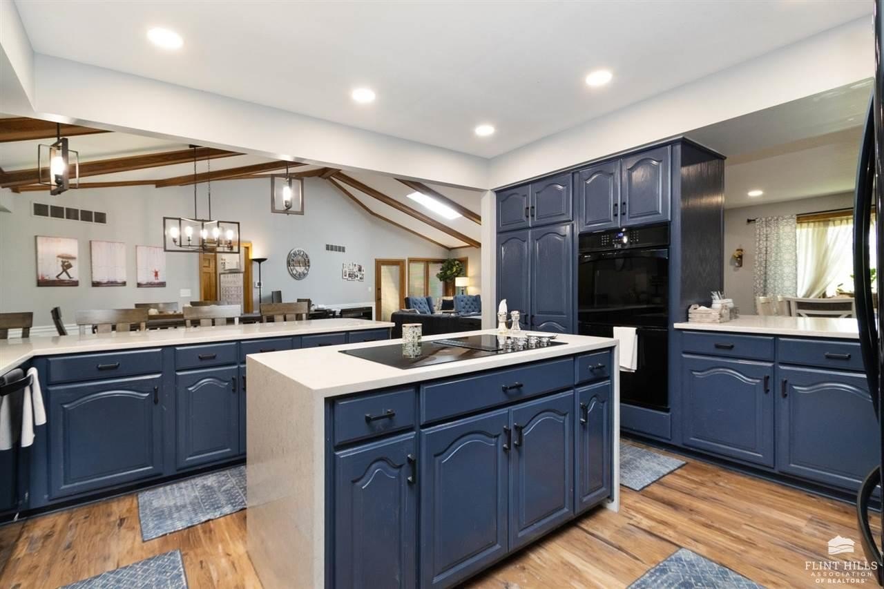 Junction City, Kansas, 66441, United States, 4 Bedrooms Bedrooms, ,4 BathroomsBathrooms,Residential,For Sale,1805372