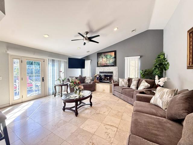 El Cajon, California, 92019, United States, 3 Bedrooms Bedrooms, ,2 BathroomsBathrooms,Residential,For Sale,2005974