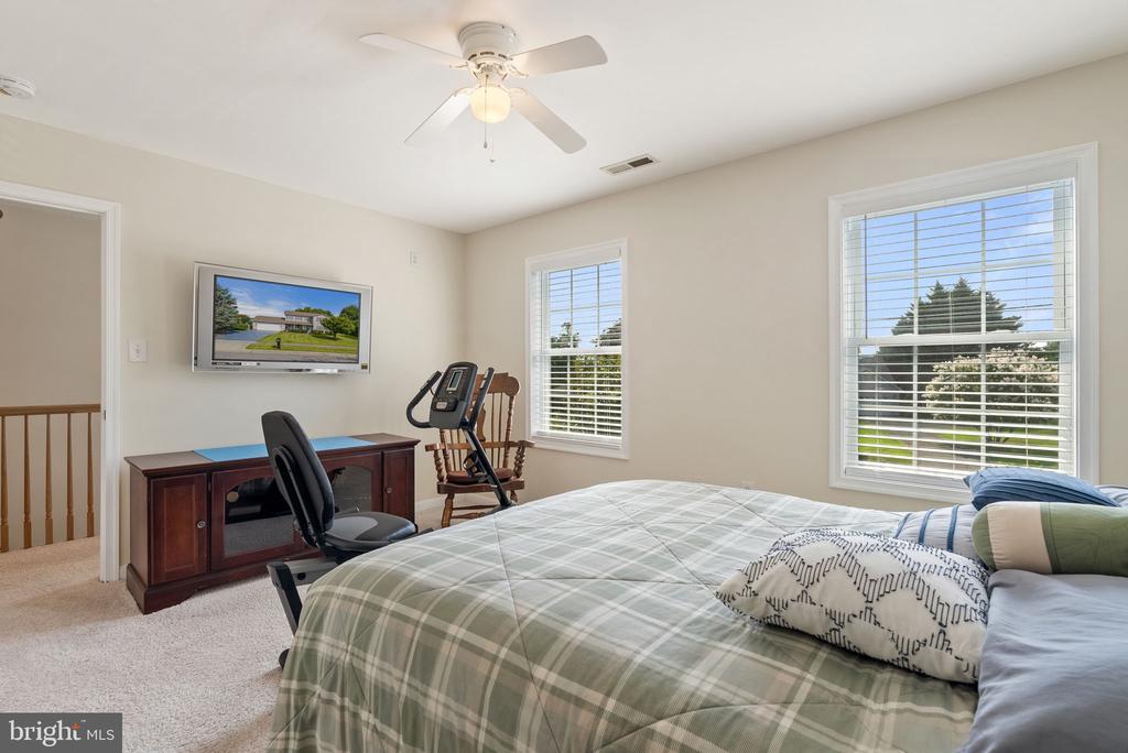 Winchester, Virginia, 22601, United States, 3 Bedrooms Bedrooms, ,3 BathroomsBathrooms,Residential,For Sale,1906316