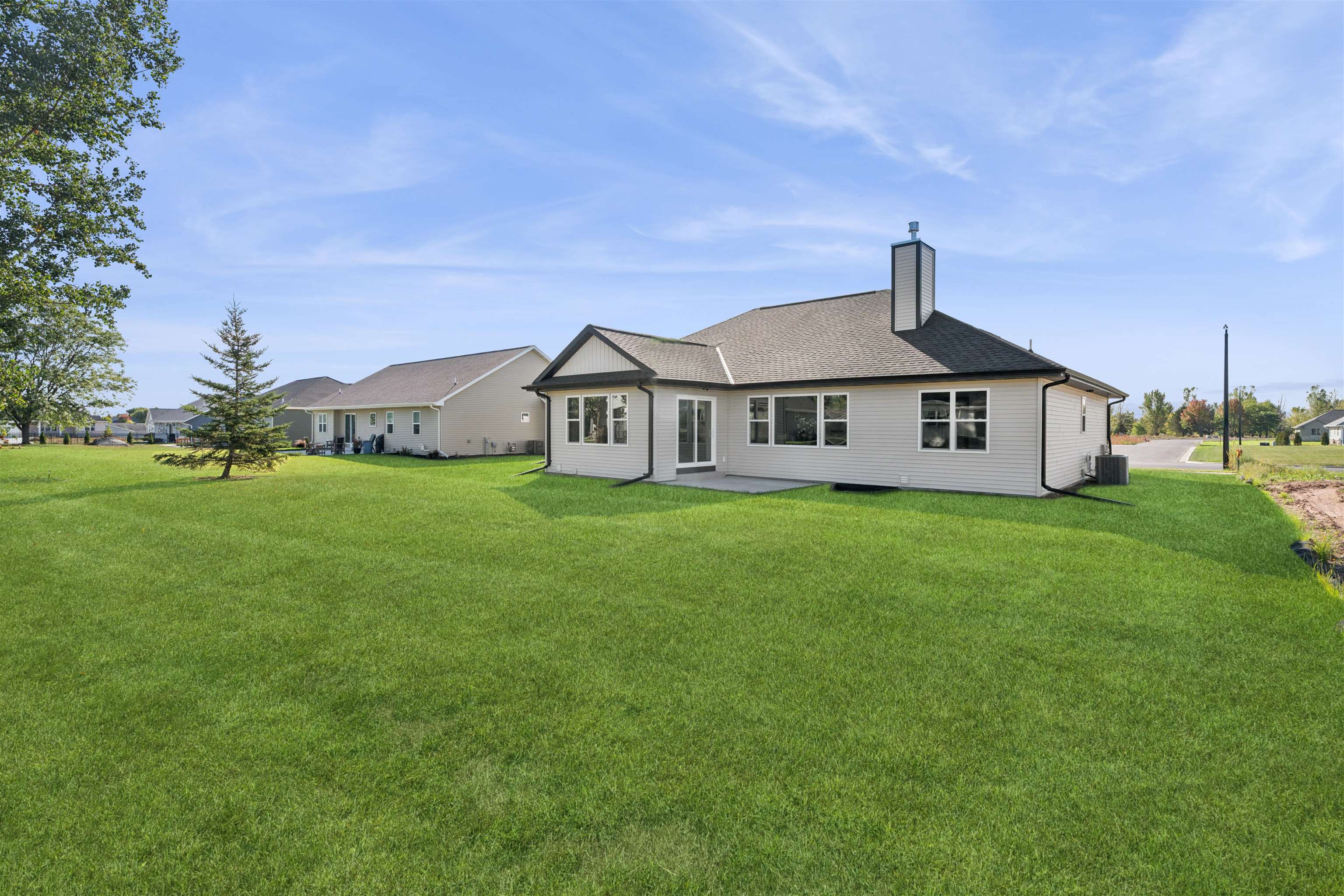 DE PERE, Wisconsin, 54115, United States, 3 Bedrooms Bedrooms, ,3 BathroomsBathrooms,Residential,For Sale,1696828