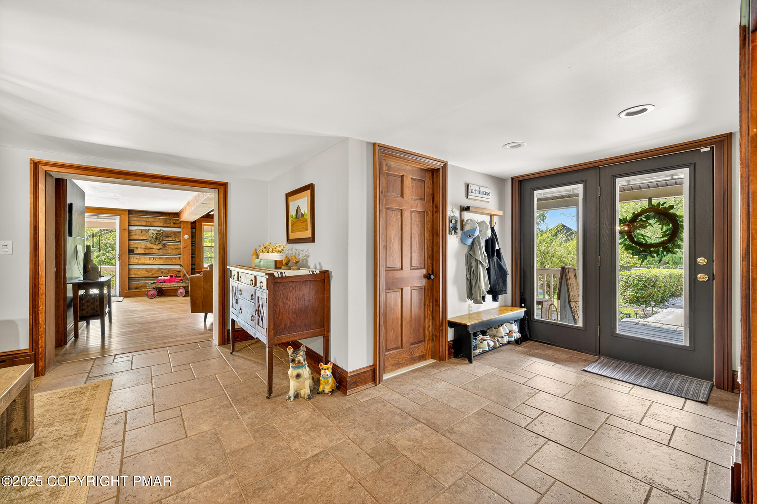 Bangor, Pennsylvania, 18013, United States, 3 Bedrooms Bedrooms, ,2 BathroomsBathrooms,Residential,For Sale,1934603