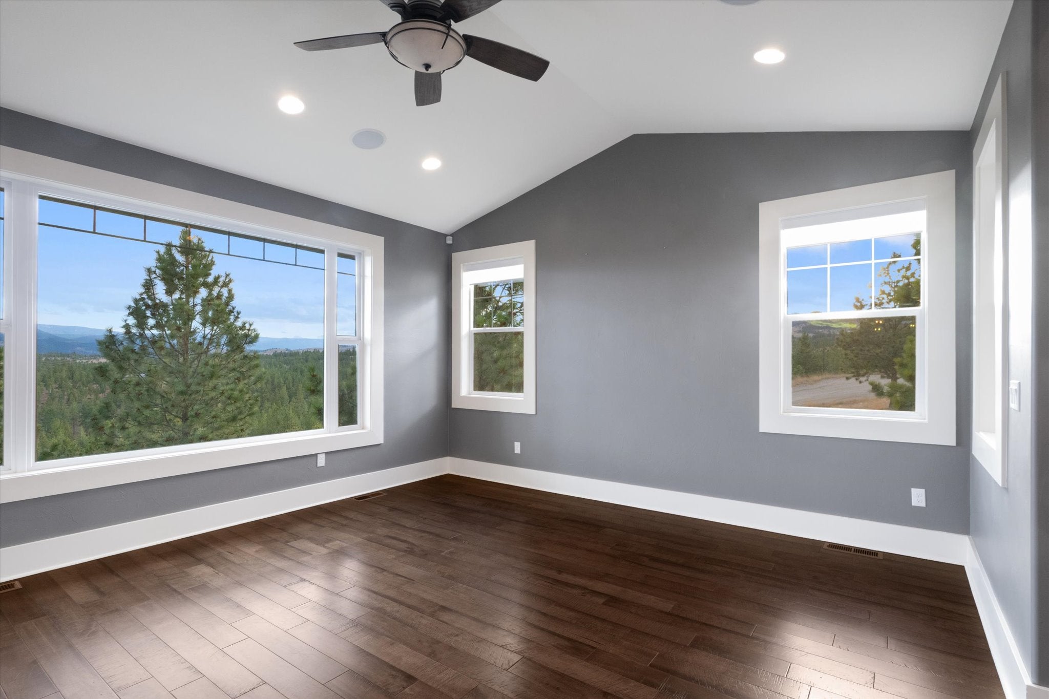 Clancy, Montana, 59634, United States, 4 Bedrooms Bedrooms, ,5 BathroomsBathrooms,Residential,For Sale,1991363