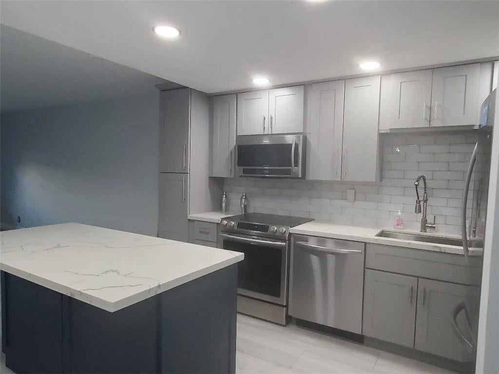 830 South East 22nd Avenue, Pompano Beach, Florida, 33062, United States, 2 Bedrooms Bedrooms, ,2 BathroomsBathrooms,Residential,For Sale,830 South East 22nd Avenue,1687923