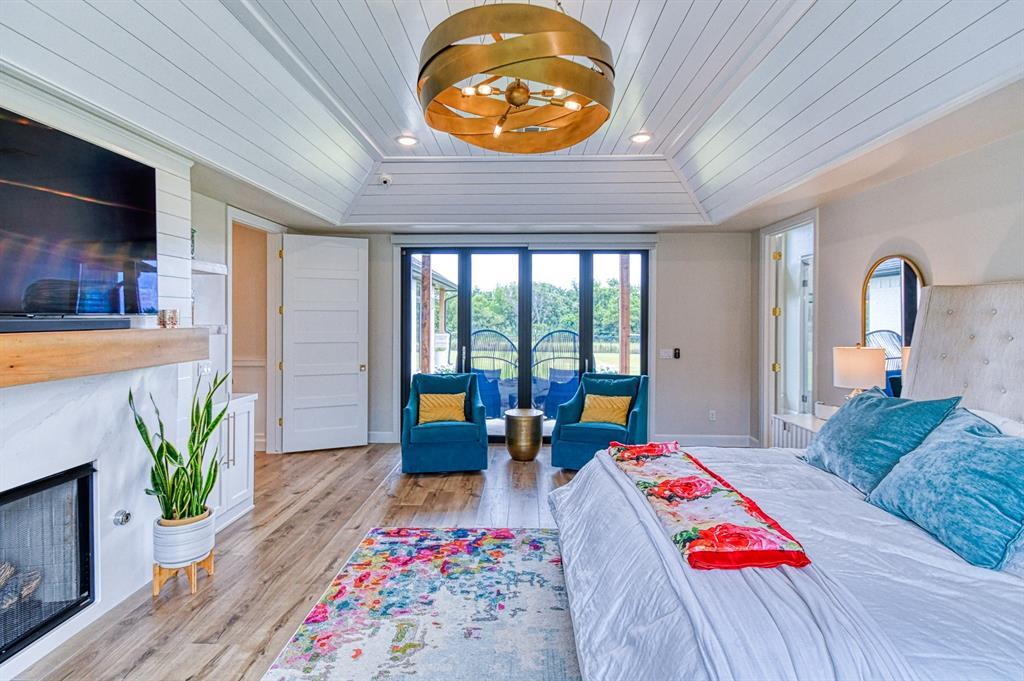 Amber, Oklahoma, 73004, United States, 6 Bedrooms Bedrooms, ,4 BathroomsBathrooms,Residential,For Sale,1984407