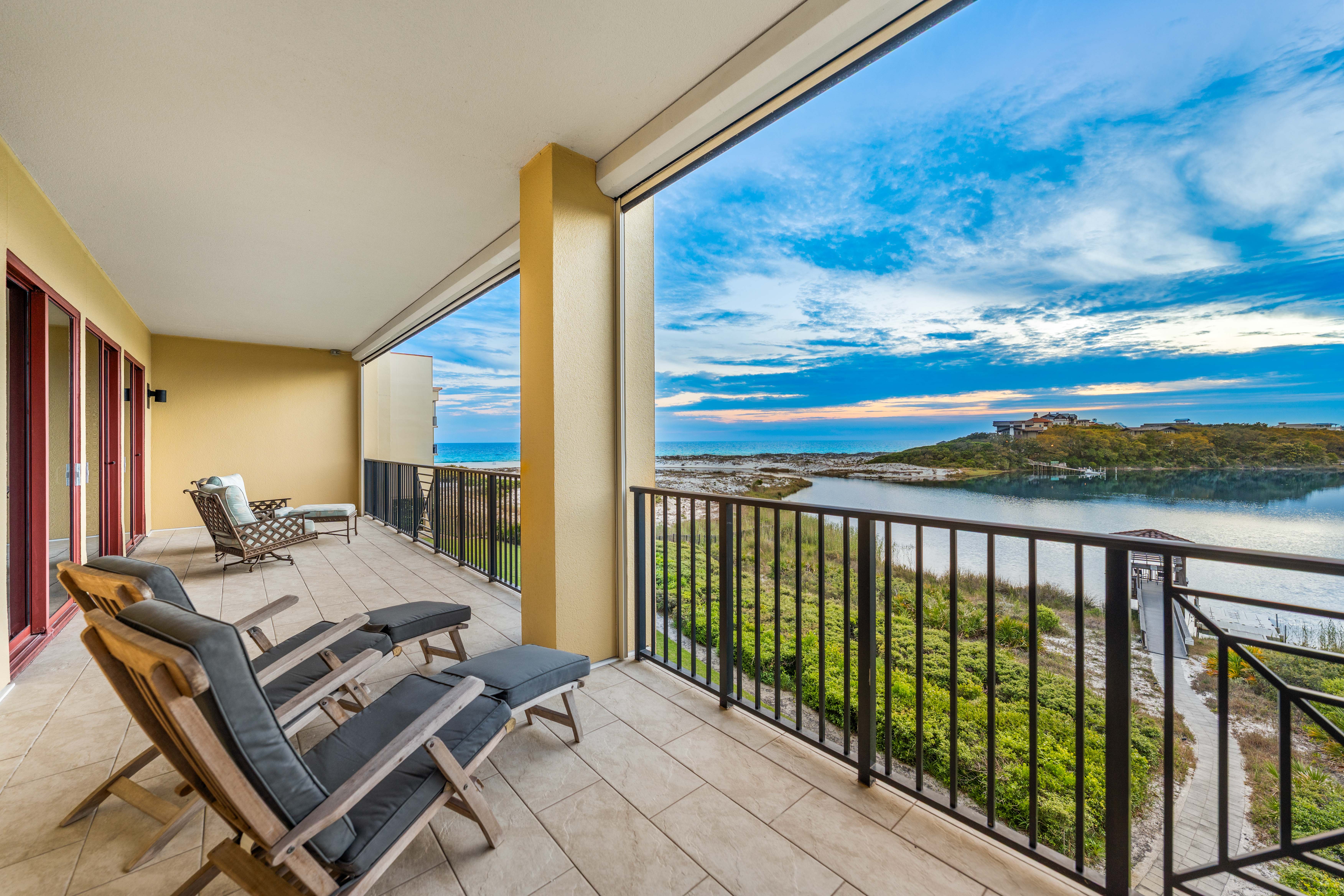  30A Waterfront Living  with Private Terrace & Panoramic Views - 物件實景