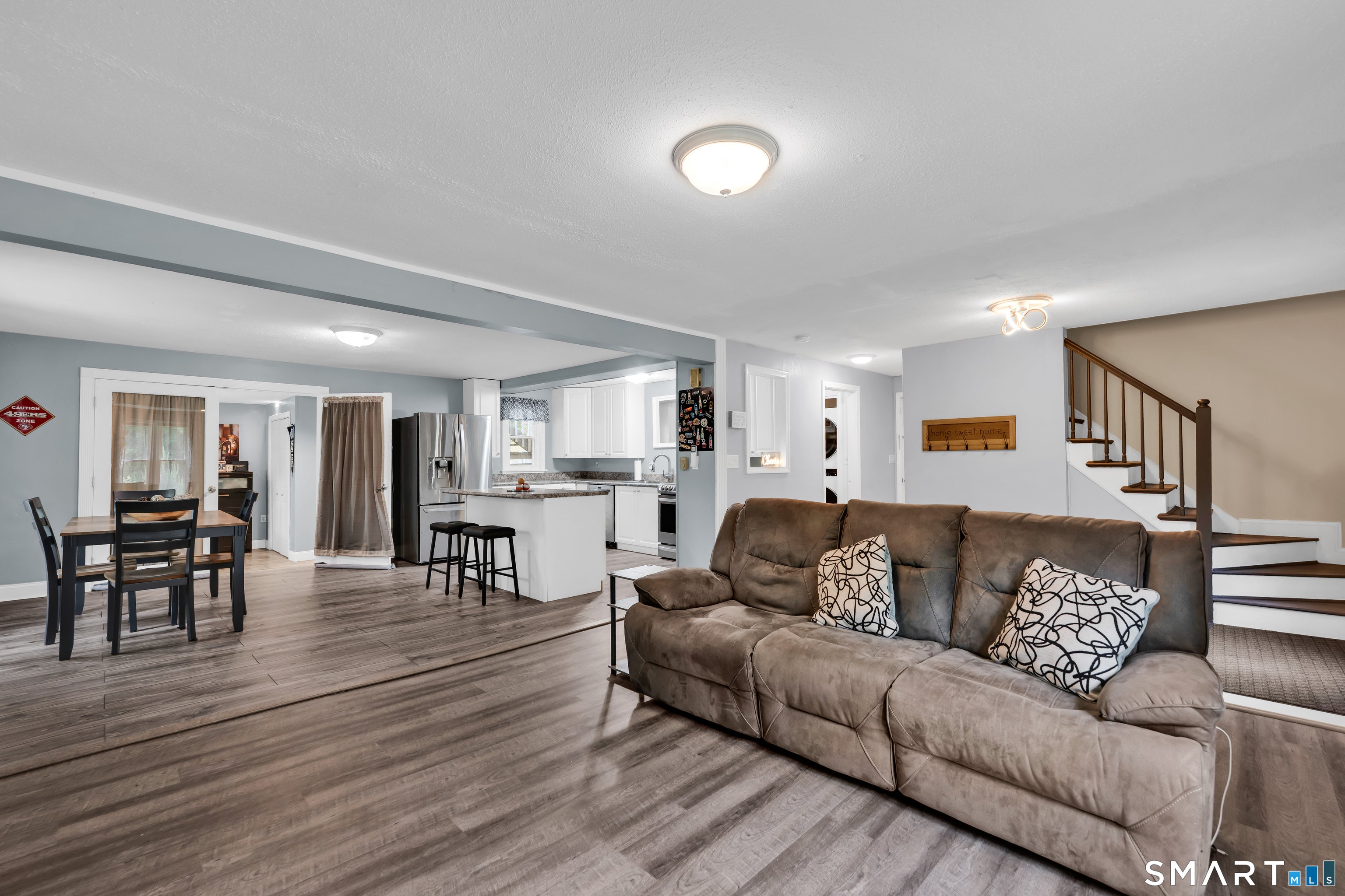 Southington, Connecticut, 06489, United States, 4 Bedrooms Bedrooms, ,3 BathroomsBathrooms,Residential,For Sale,2048016
