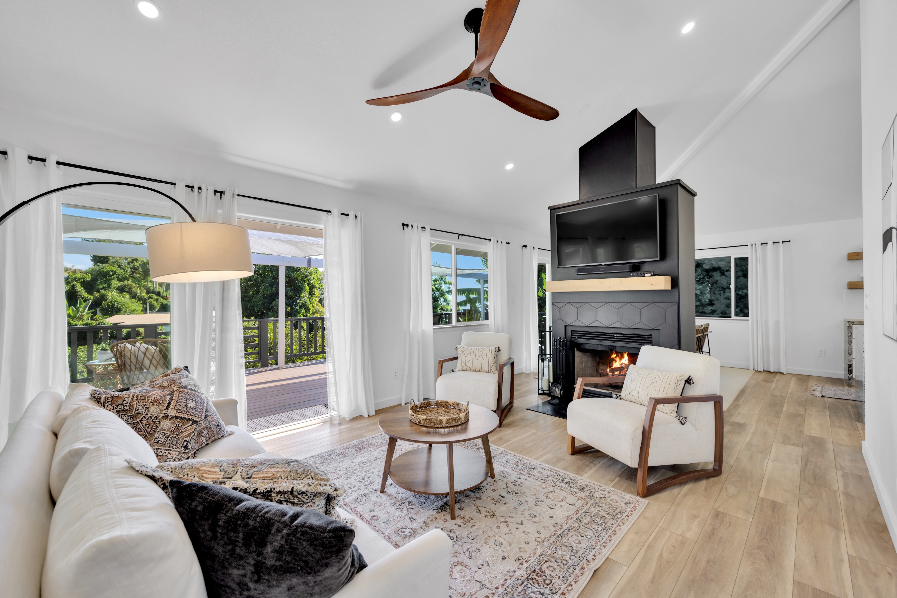  Modern Kula Orchards Home with Thoughtful Renovations - 物件實景