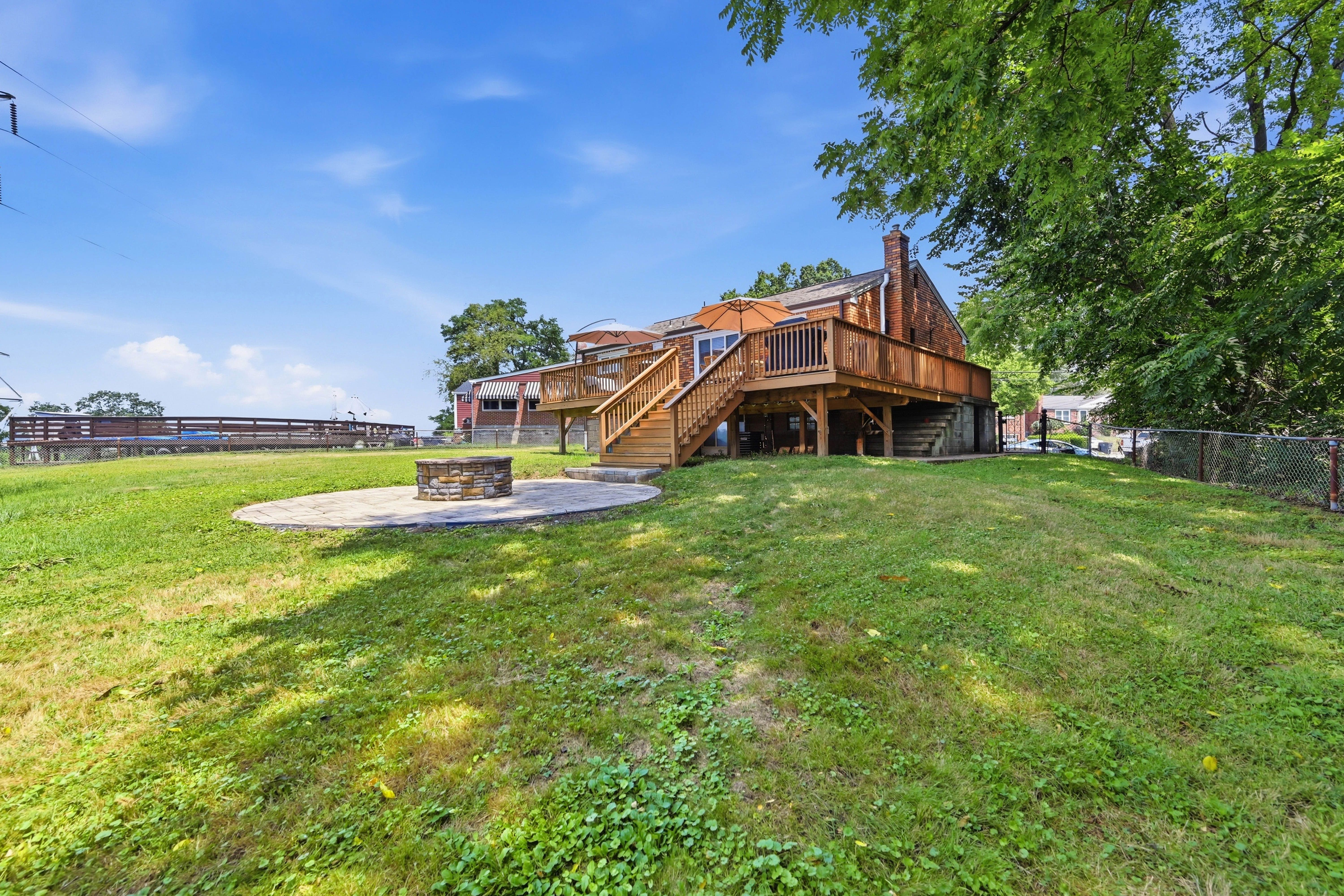  364 Pierina Drive, Pittsburgh, PA 15243 - 物件實景