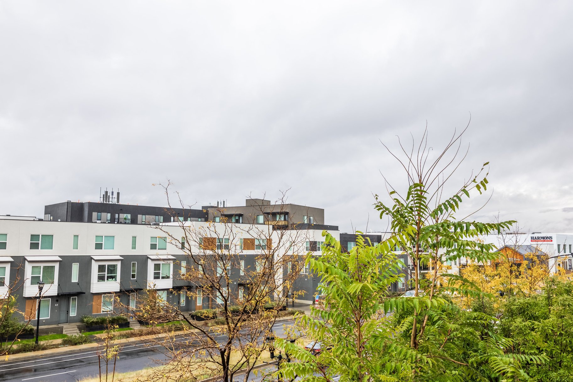  Daybreak Townhome Available - Great Location - 物件實景