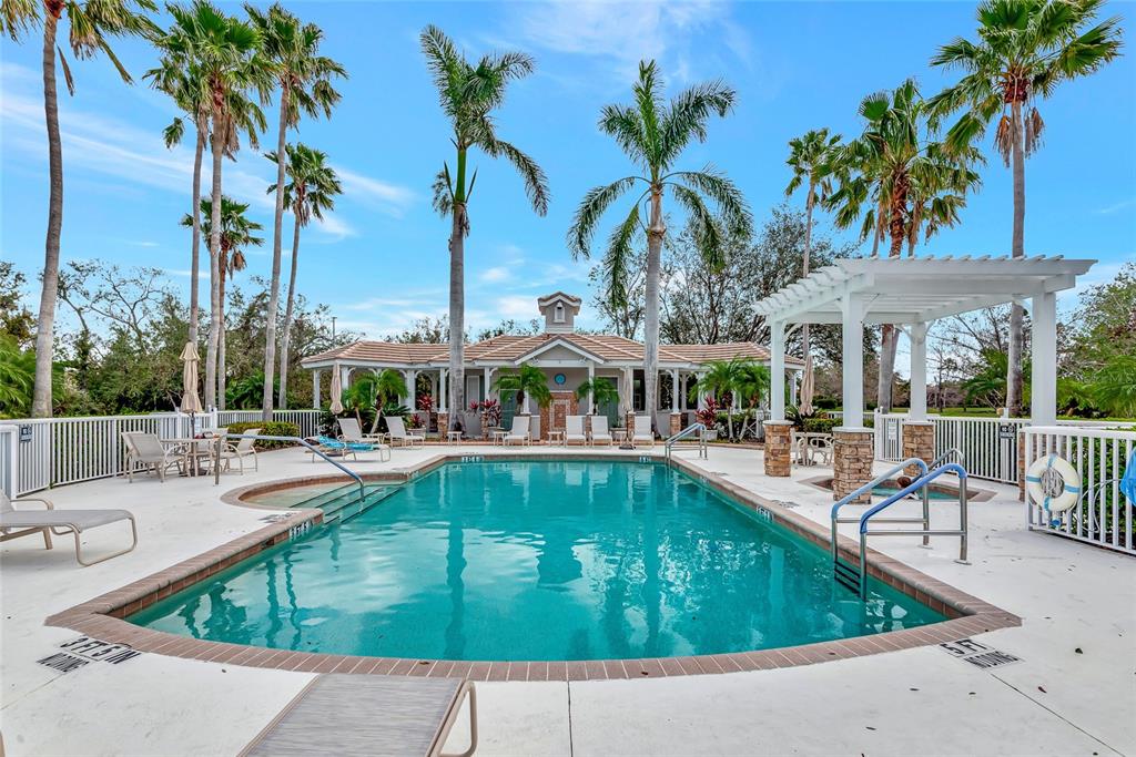 Lakewood Ranch, Florida, 34202, United States, 3 Bedrooms Bedrooms, ,2 BathroomsBathrooms,Residential,For Sale,1720729