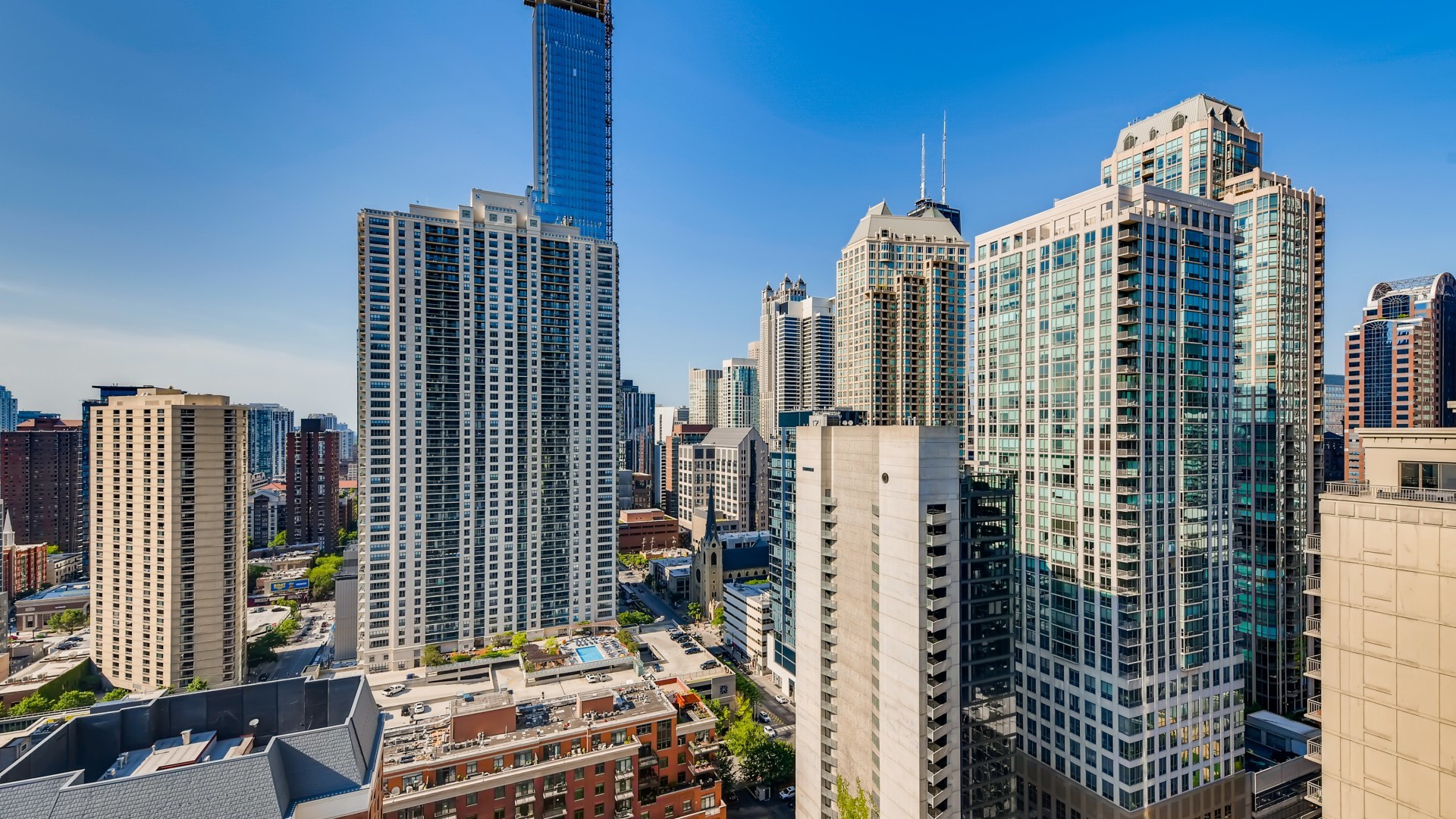 Chicago, Illinois, 60654, United States, 3 Bedrooms Bedrooms, ,4 BathroomsBathrooms,Residential,For Sale,1991279