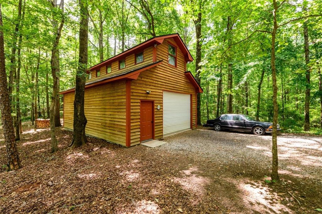 Covington, Georgia, 30014, United States, 5 Bedrooms Bedrooms, ,5 BathroomsBathrooms,Residential,For Sale,1895432