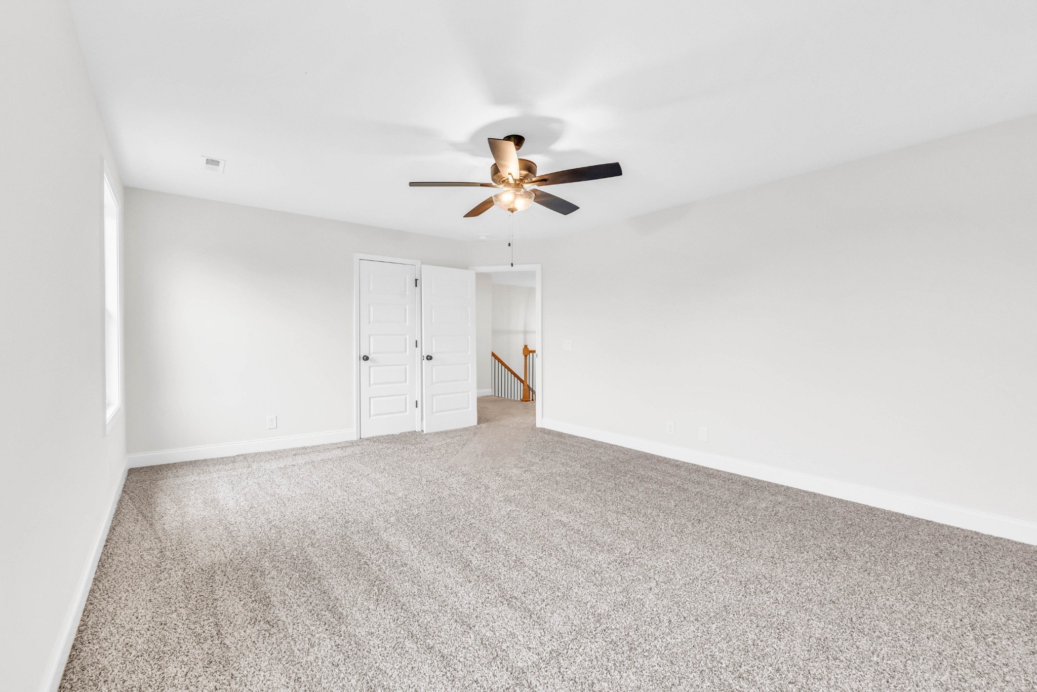 Clarksville, Tennessee, 37040, United States, 4 Bedrooms Bedrooms, ,3 BathroomsBathrooms,Residential,For Sale,2001195